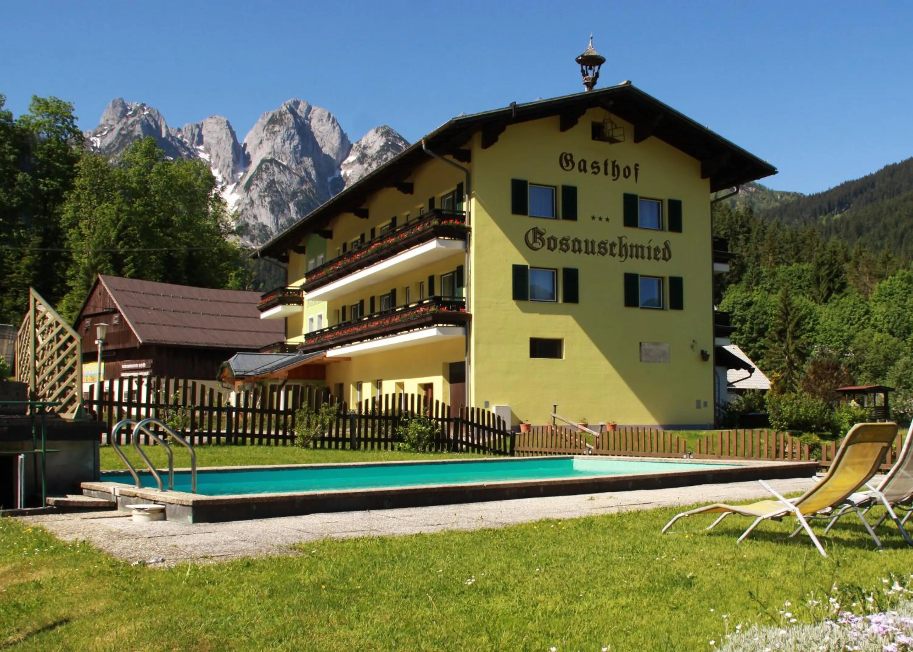 Property building in Gasthof Gosauschmied