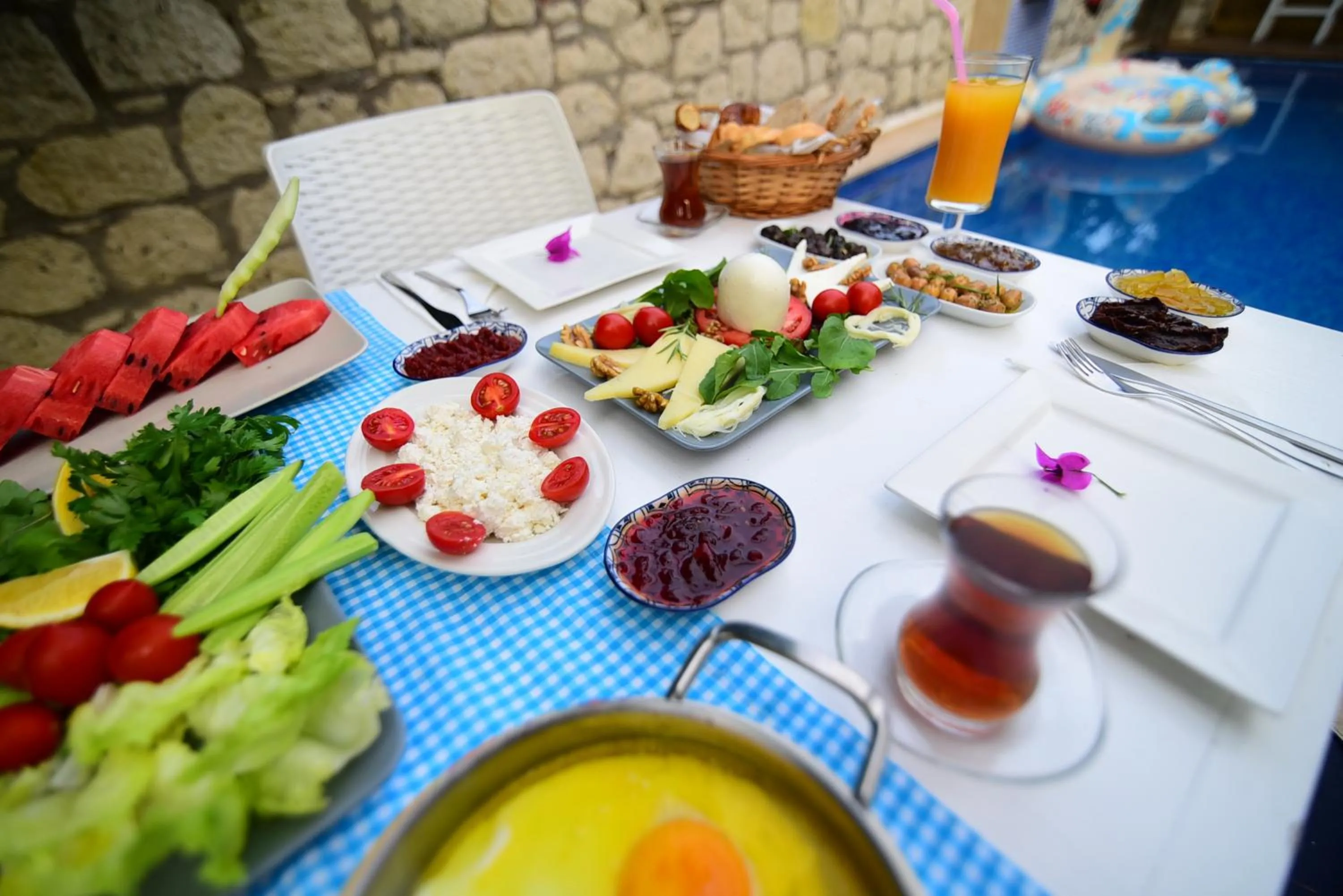 Breakfast in My Adress Alaçatı Butik Otel