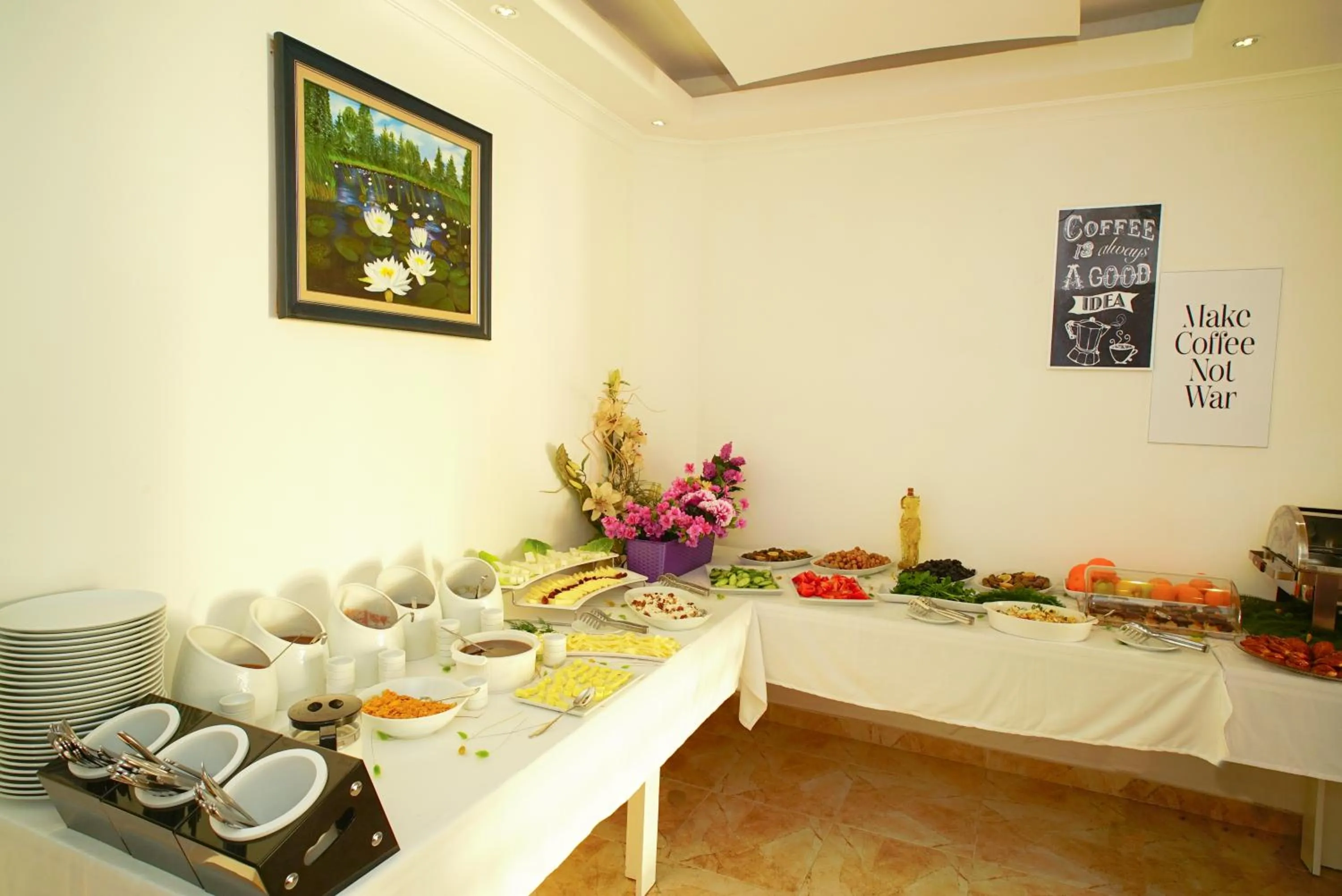 Food and drinks in Fuda Hotel