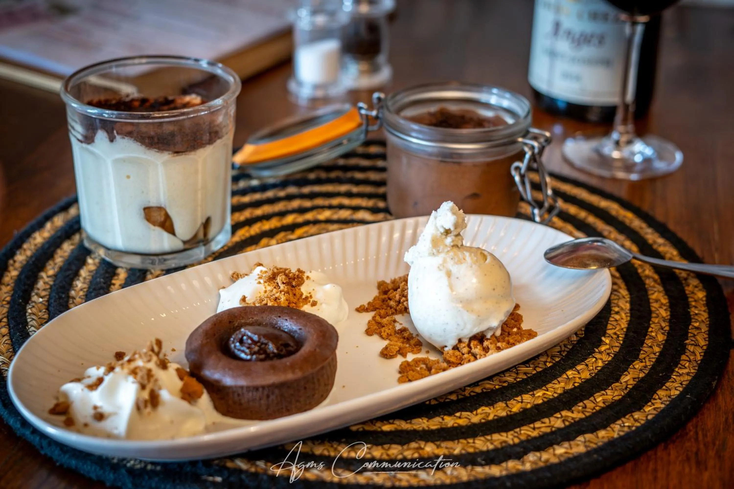 Restaurant/places to eat in Hôtel Karène