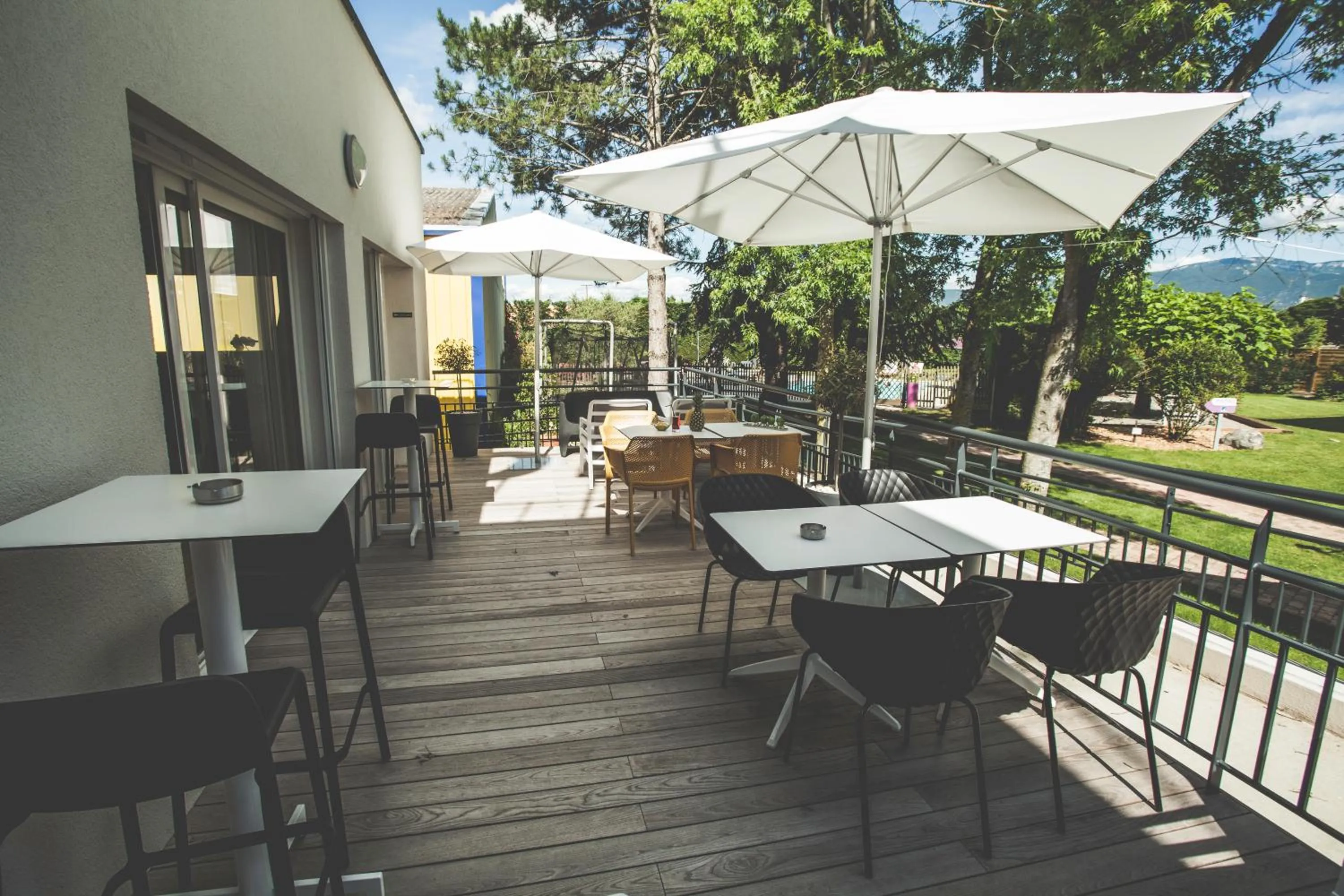Garden in Hôtel Karène