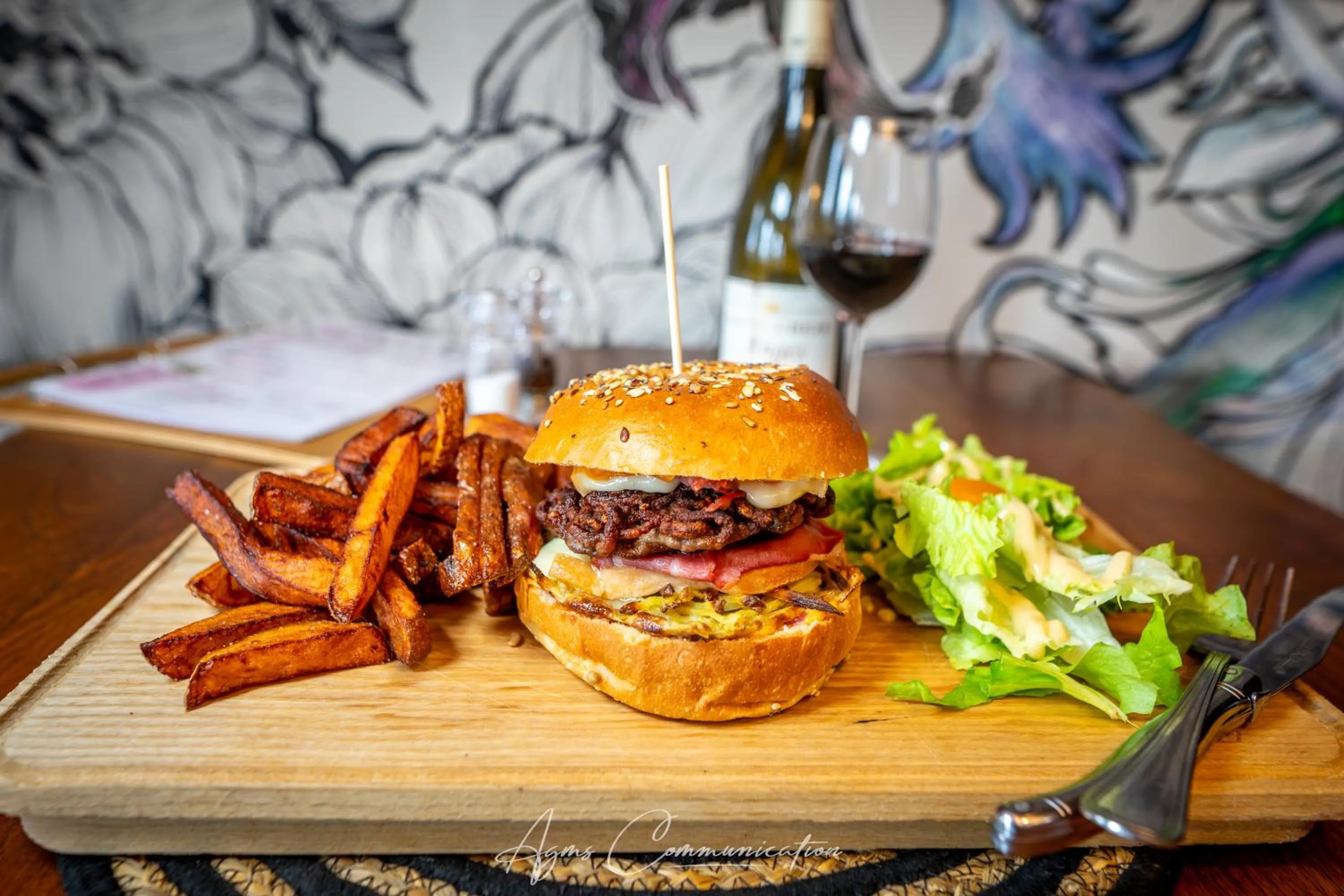 Restaurant/places to eat in Hôtel Karène