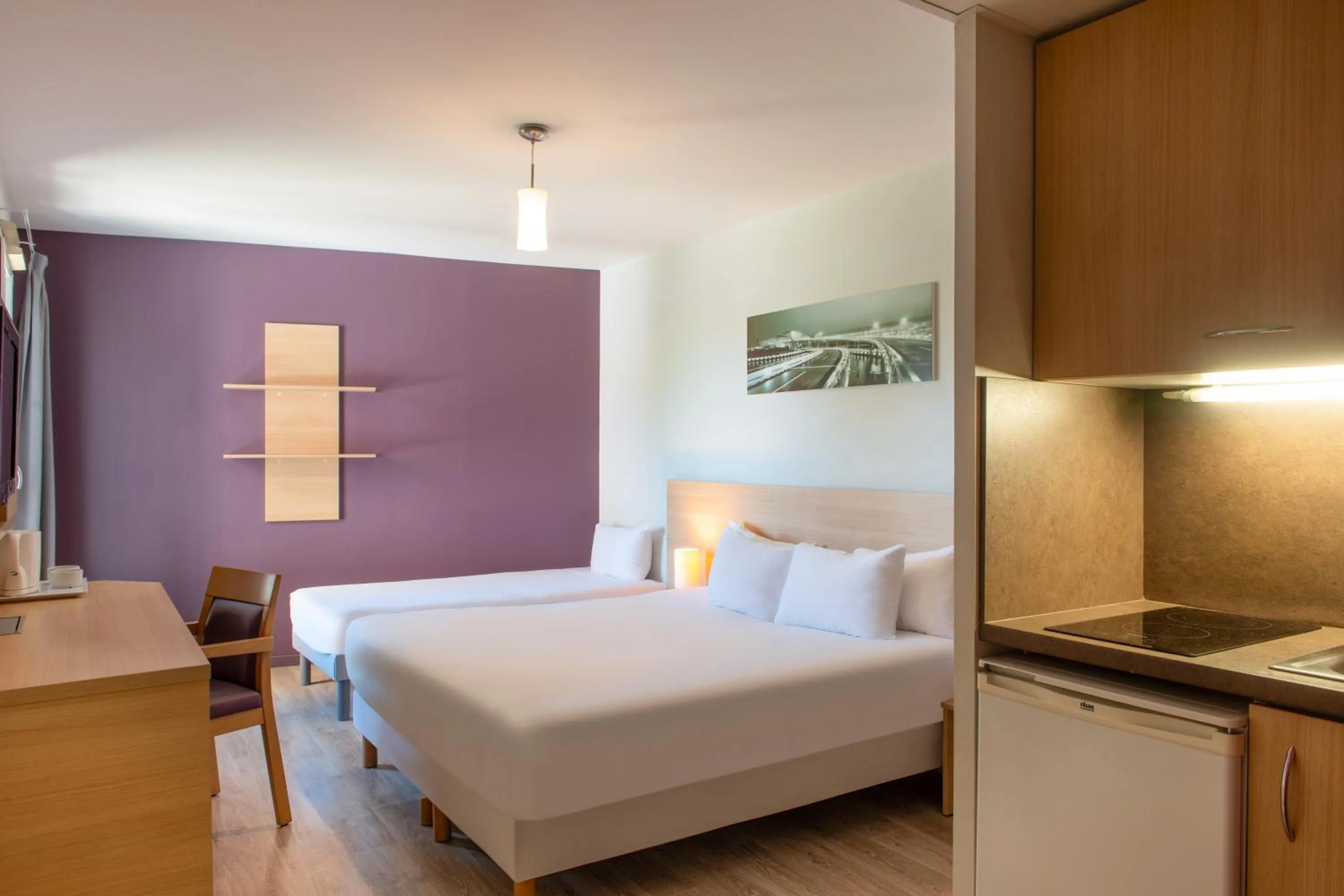 Bed in EastLodge Lyon Est Eurexpo