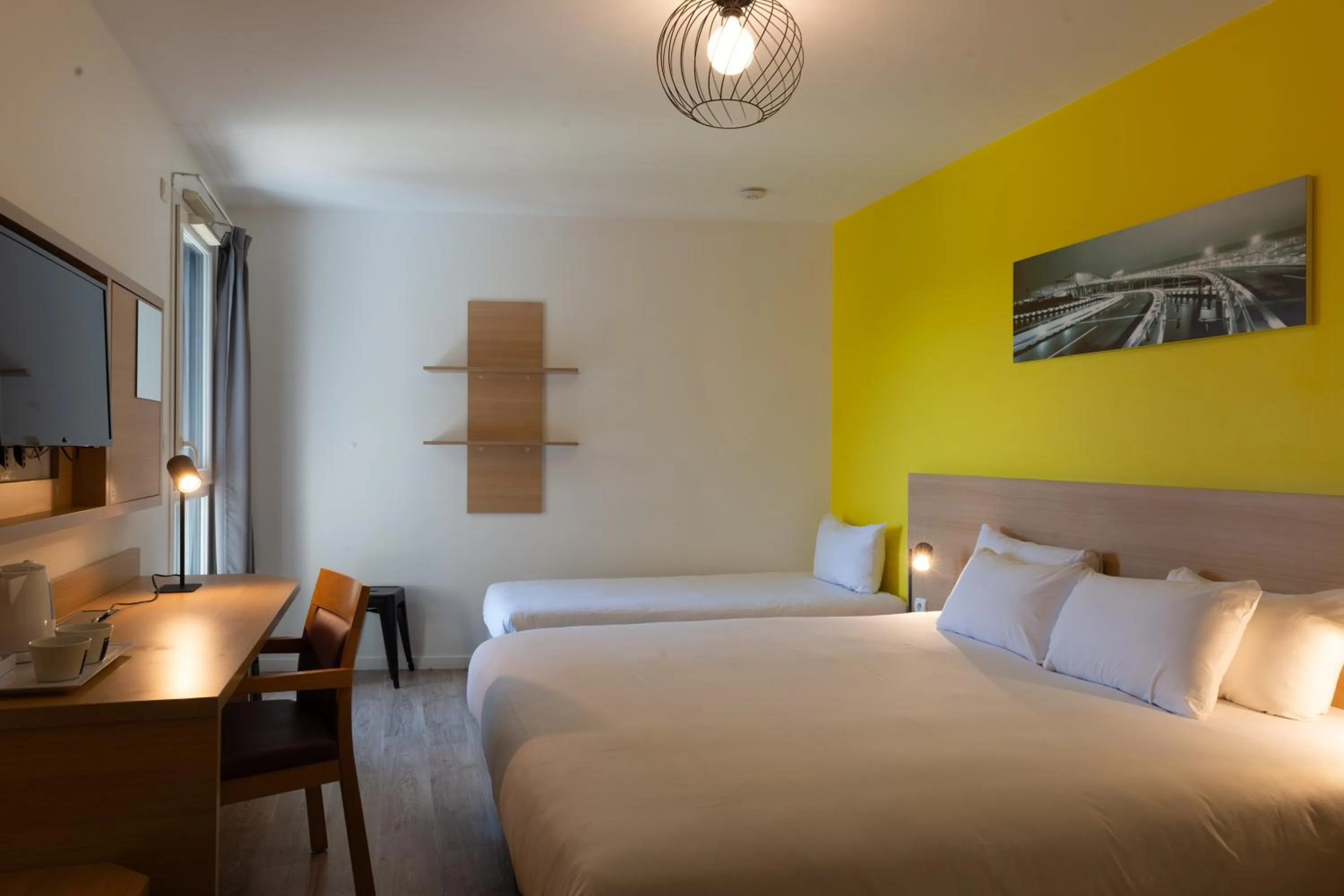 Bed in EastLodge Lyon Est Eurexpo