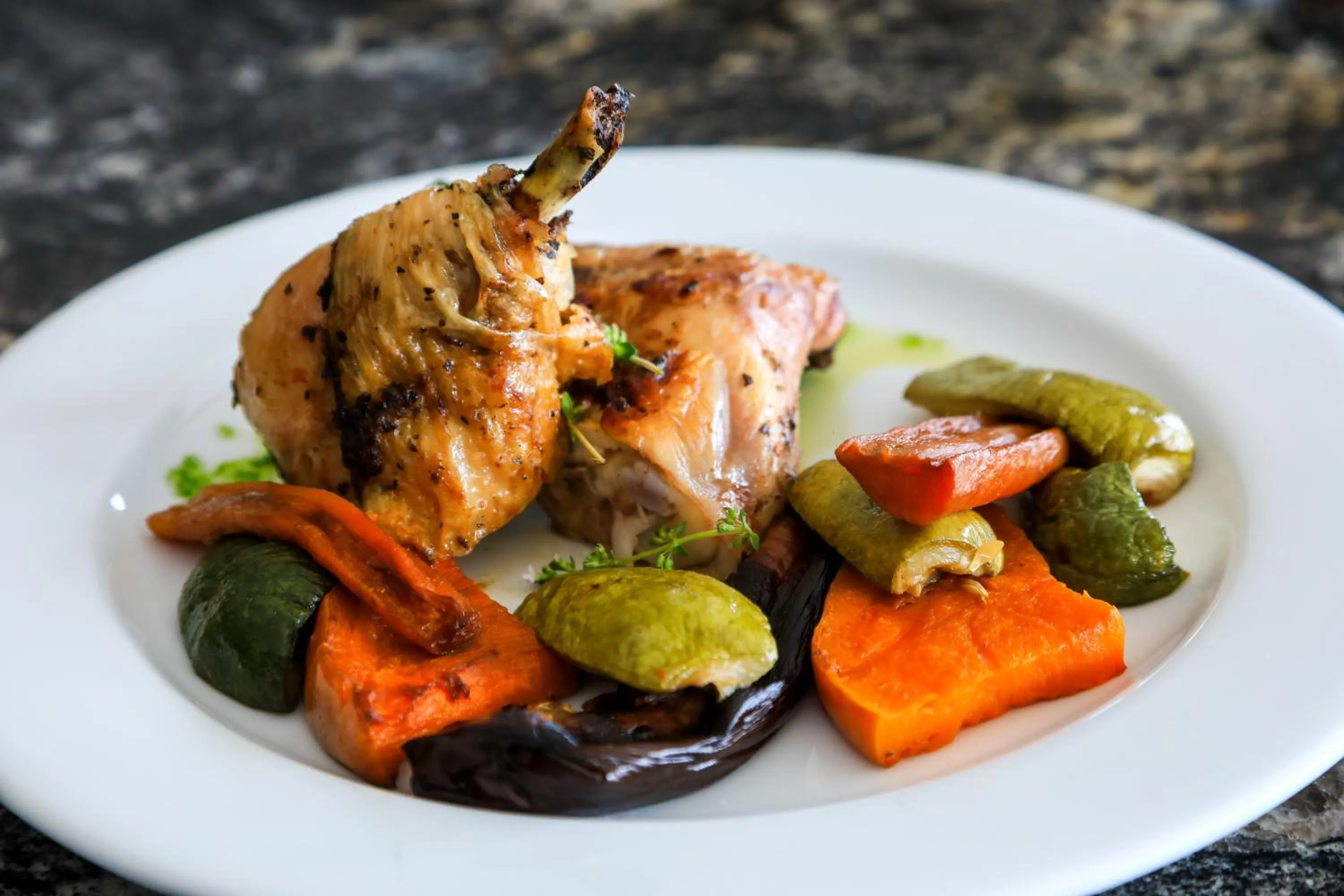 Food in El Carmelo Mountain Lodge