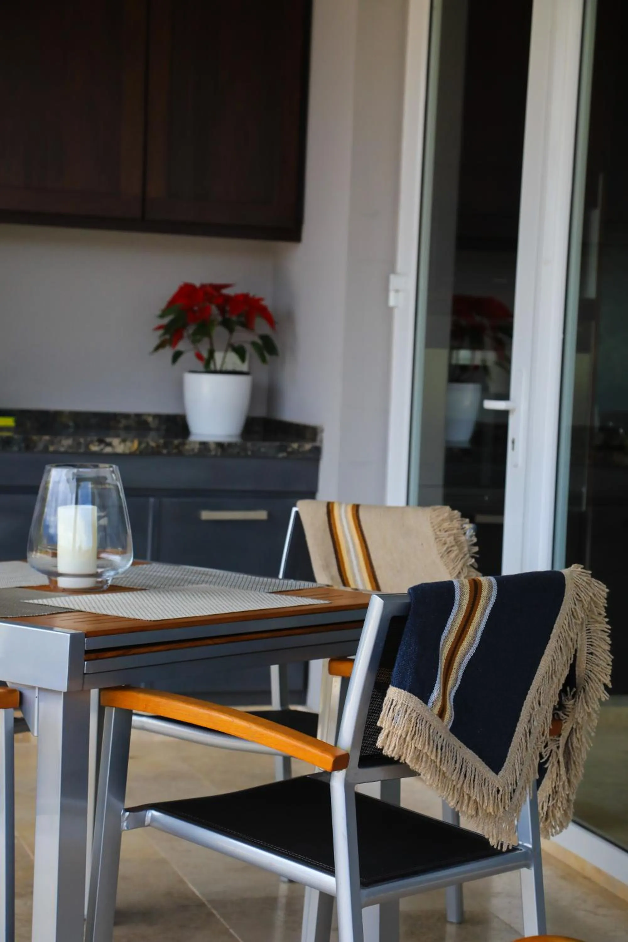 Decorative detail in El Carmelo Mountain Lodge