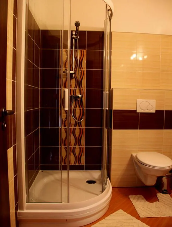 Shower in Mlyn Penzion & Wellness