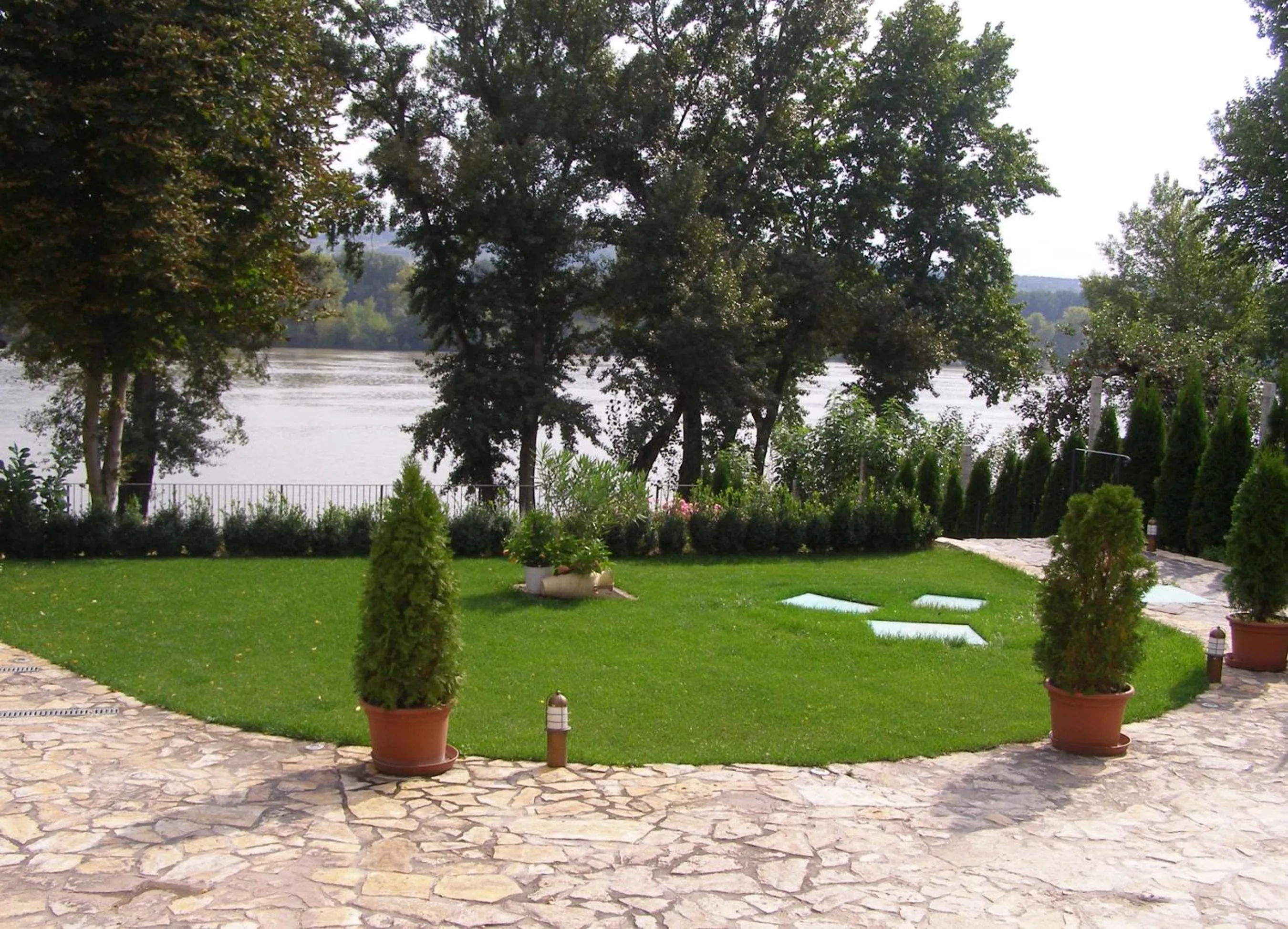 Restaurant/places to eat in Mlyn Penzion & Wellness