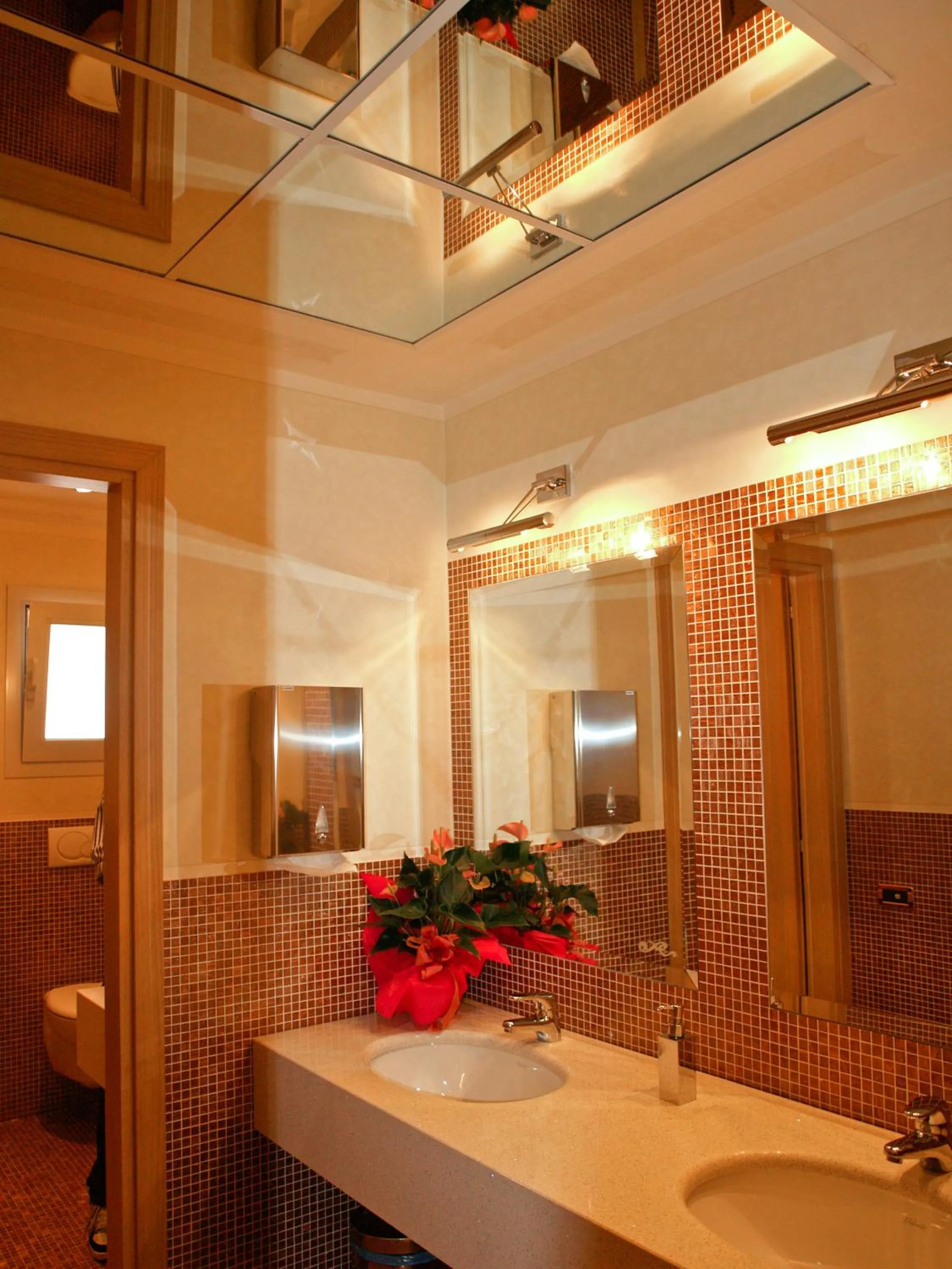 Bathroom in Hotel Villa Angelina