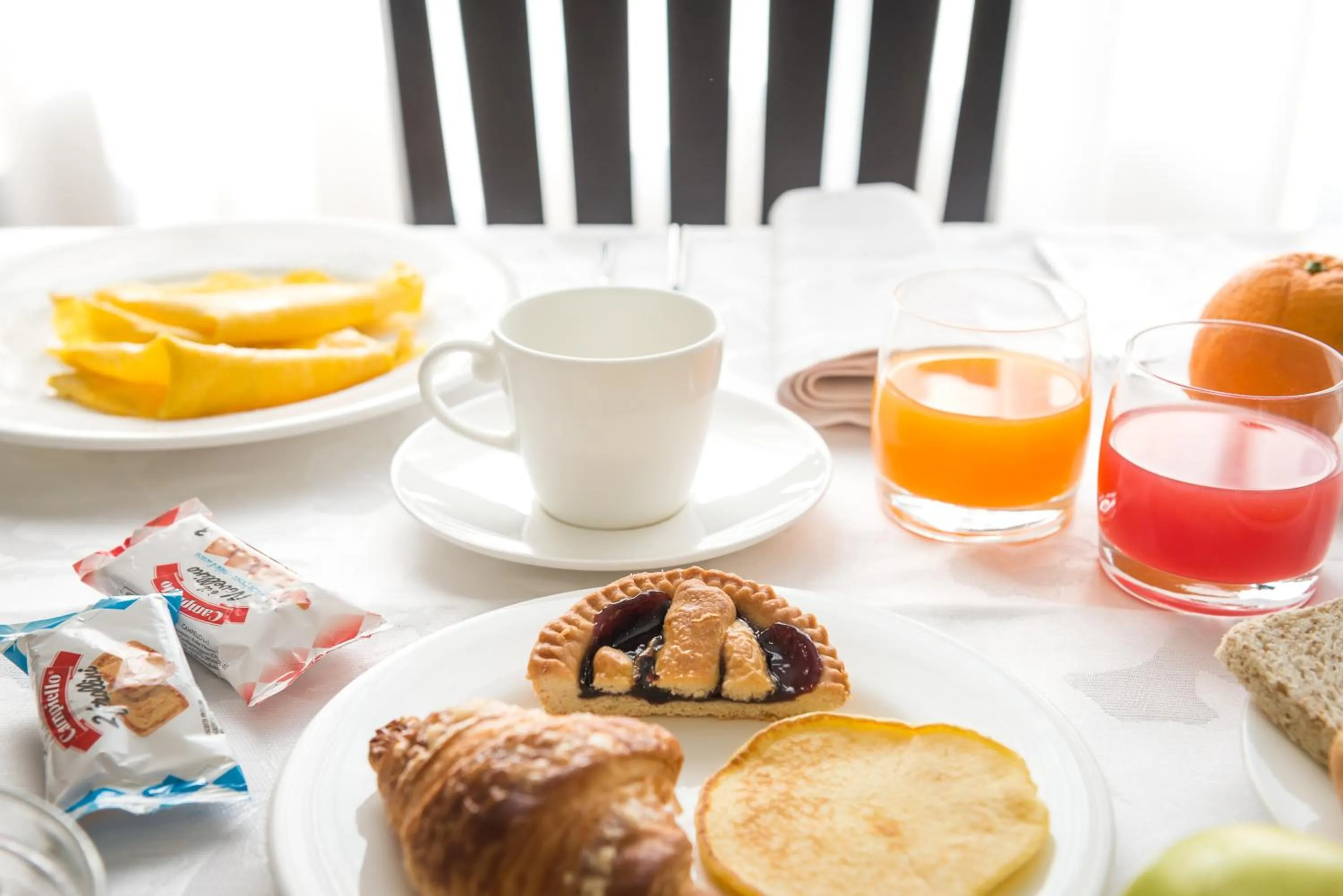 Breakfast in Hotel Villa Angelina