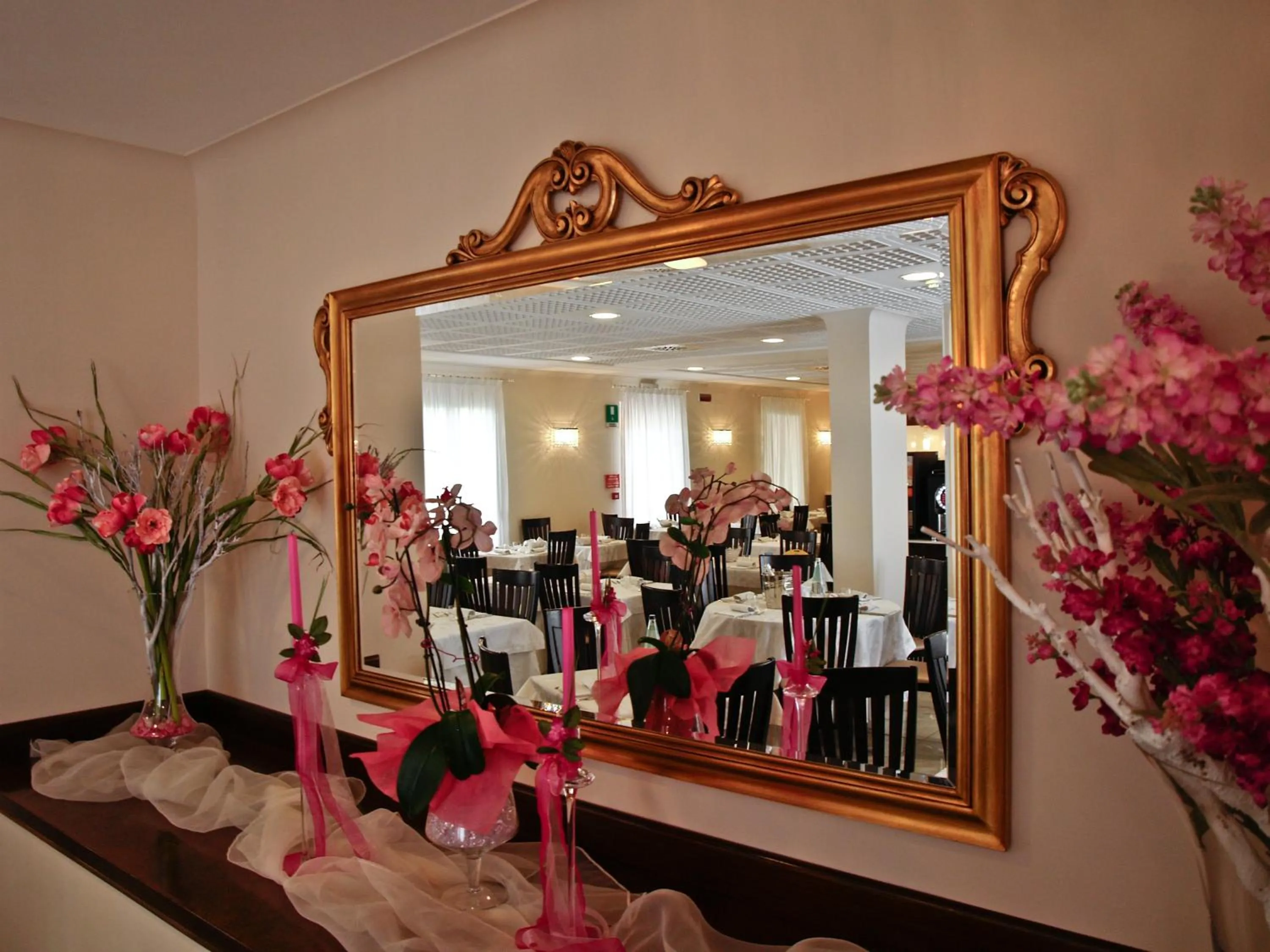 Restaurant/places to eat in Hotel Villa Angelina