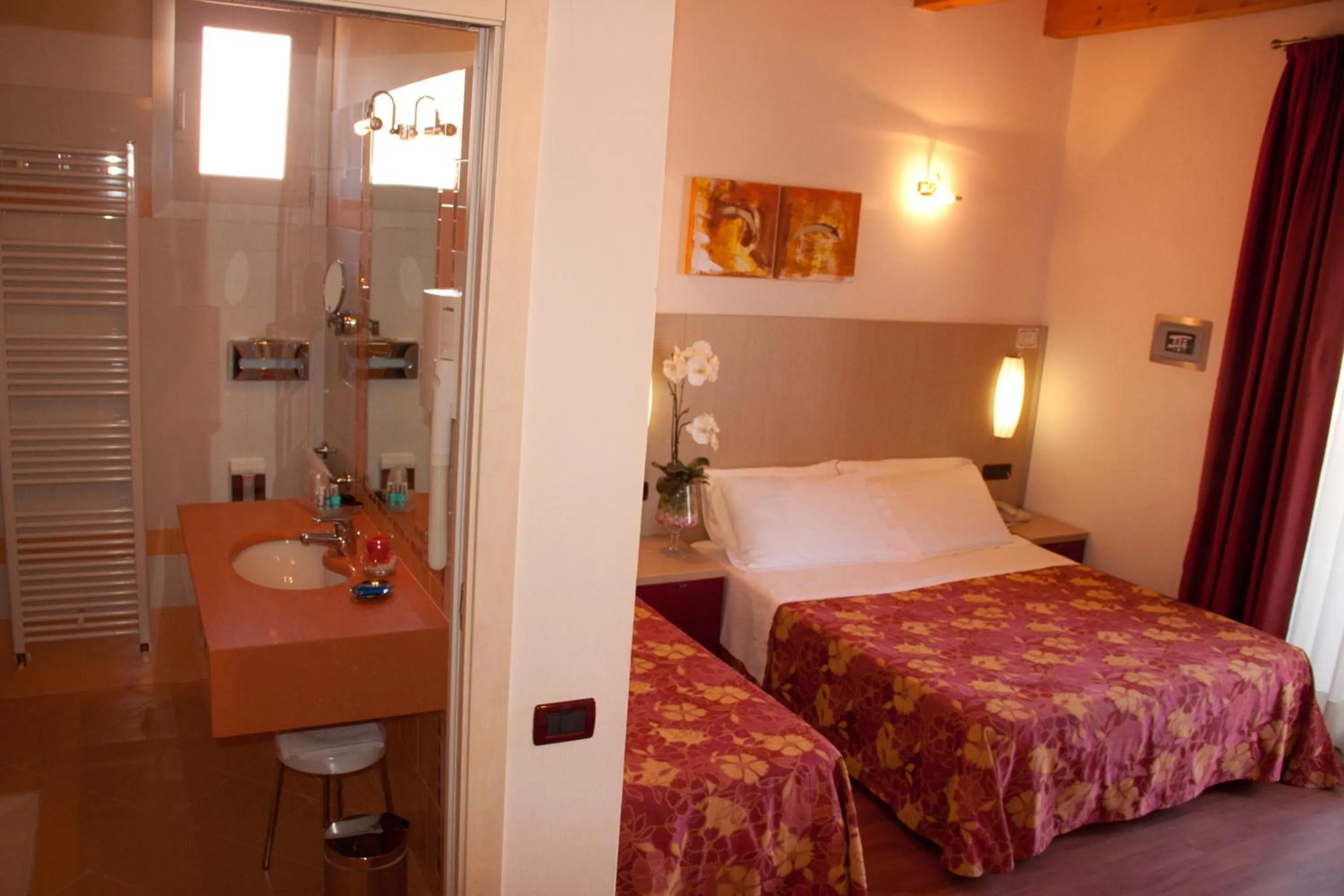 Photo of the whole room, Bed in Hotel Villa Angelina