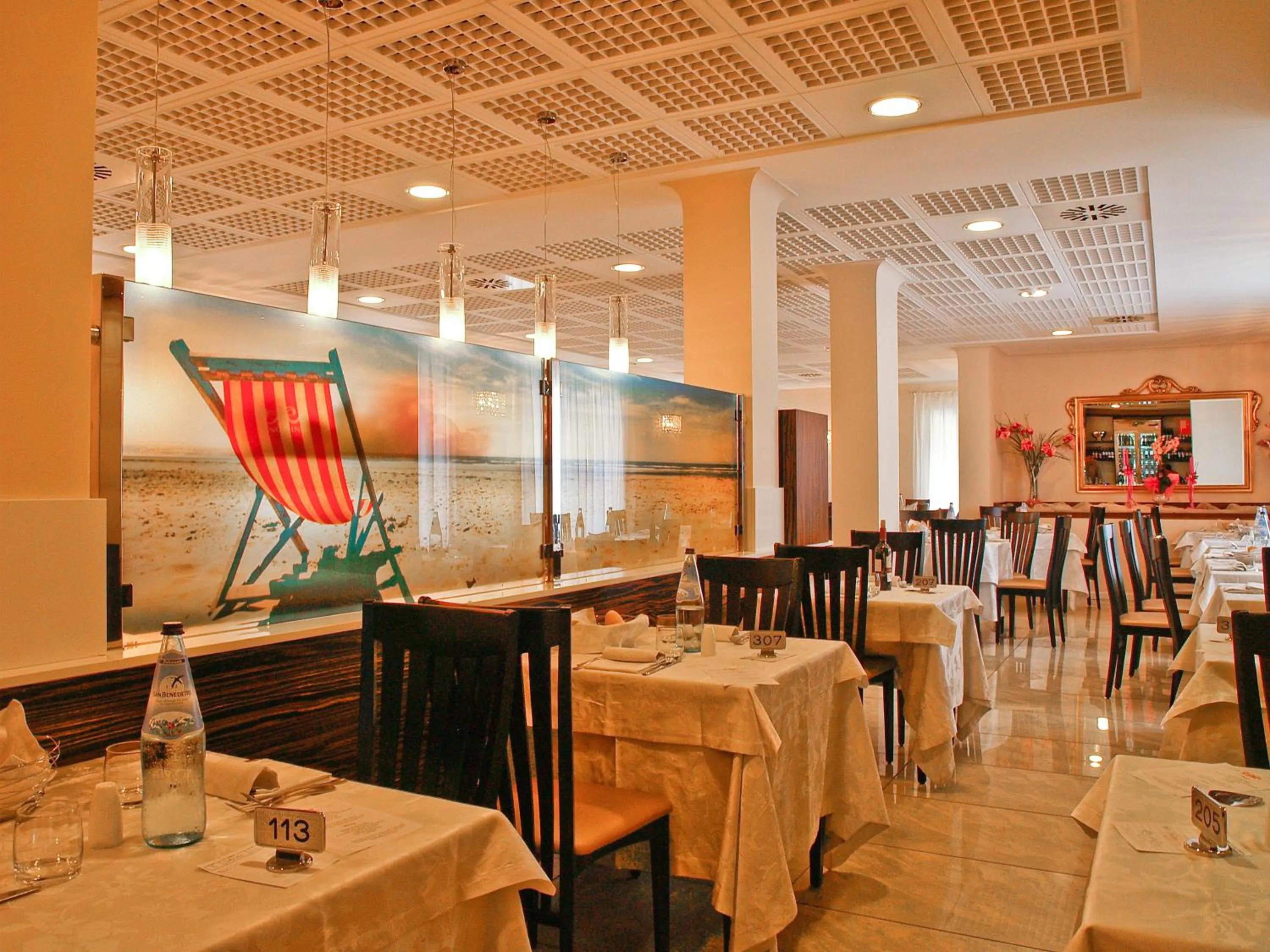 Restaurant/places to eat in Hotel Villa Angelina