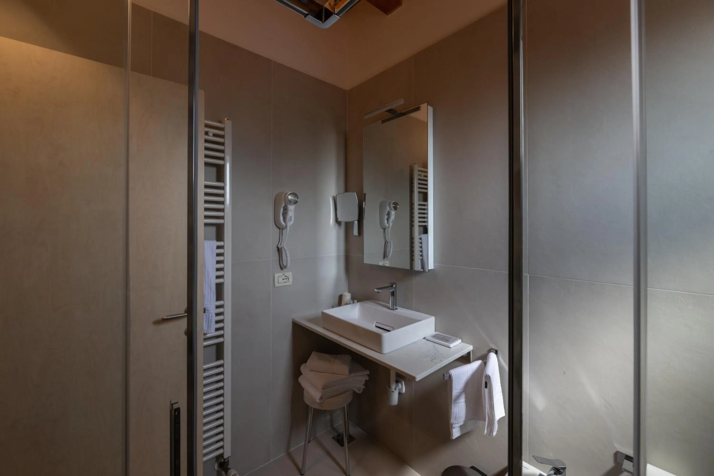 Bathroom in Hotel Villa Angelina