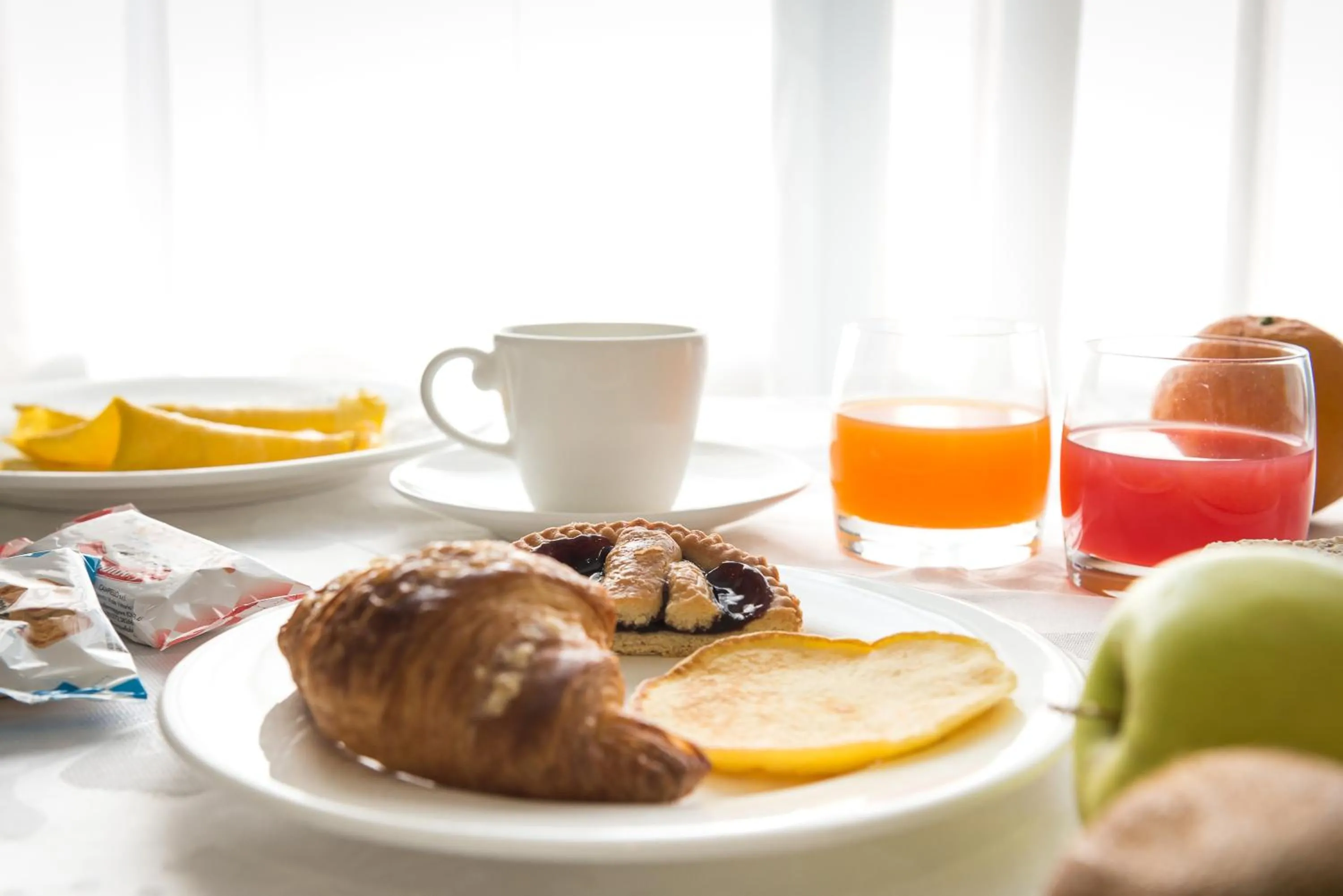 Breakfast in Hotel Villa Angelina