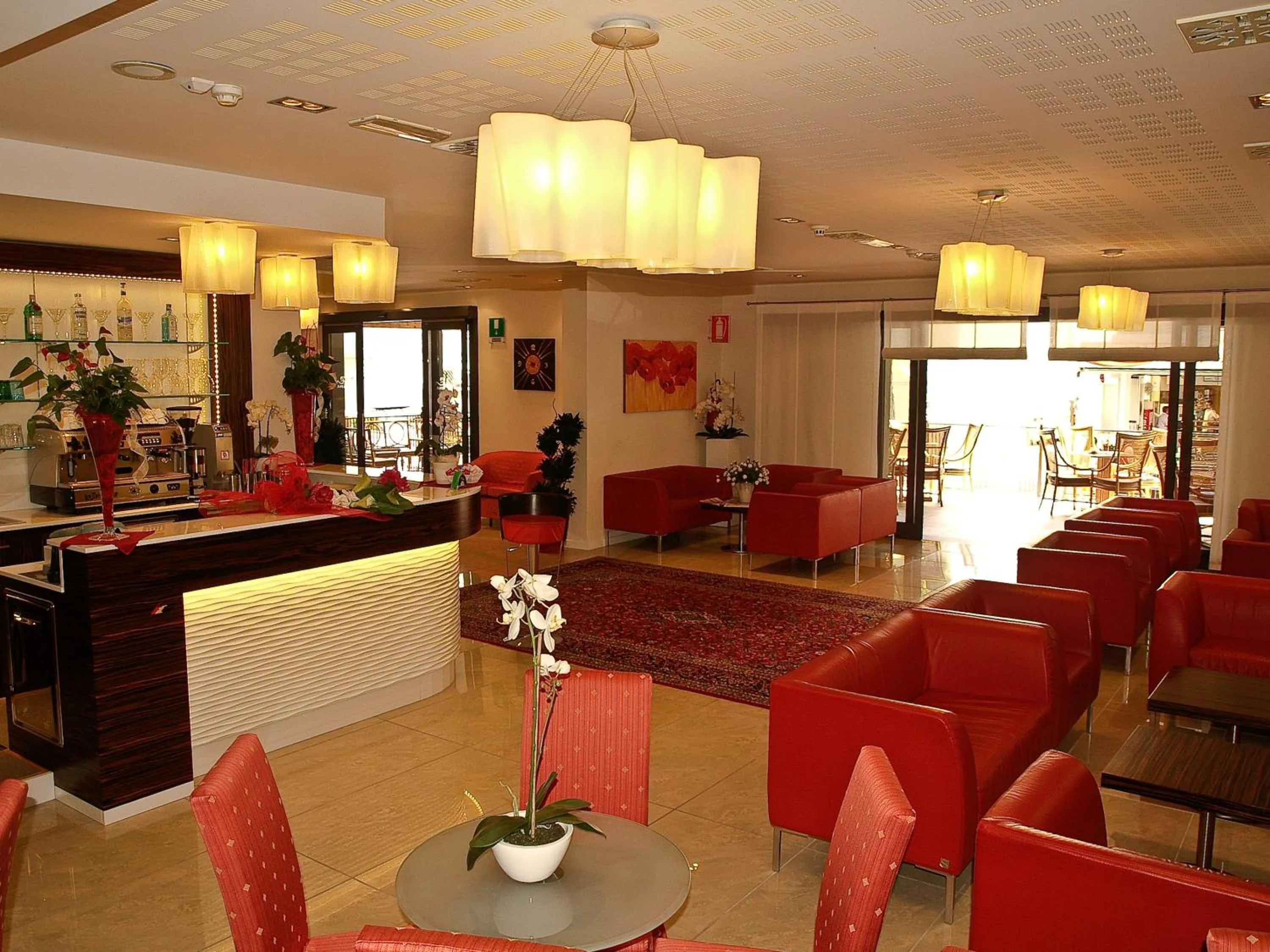 Communal lounge/ TV room in Hotel Villa Angelina