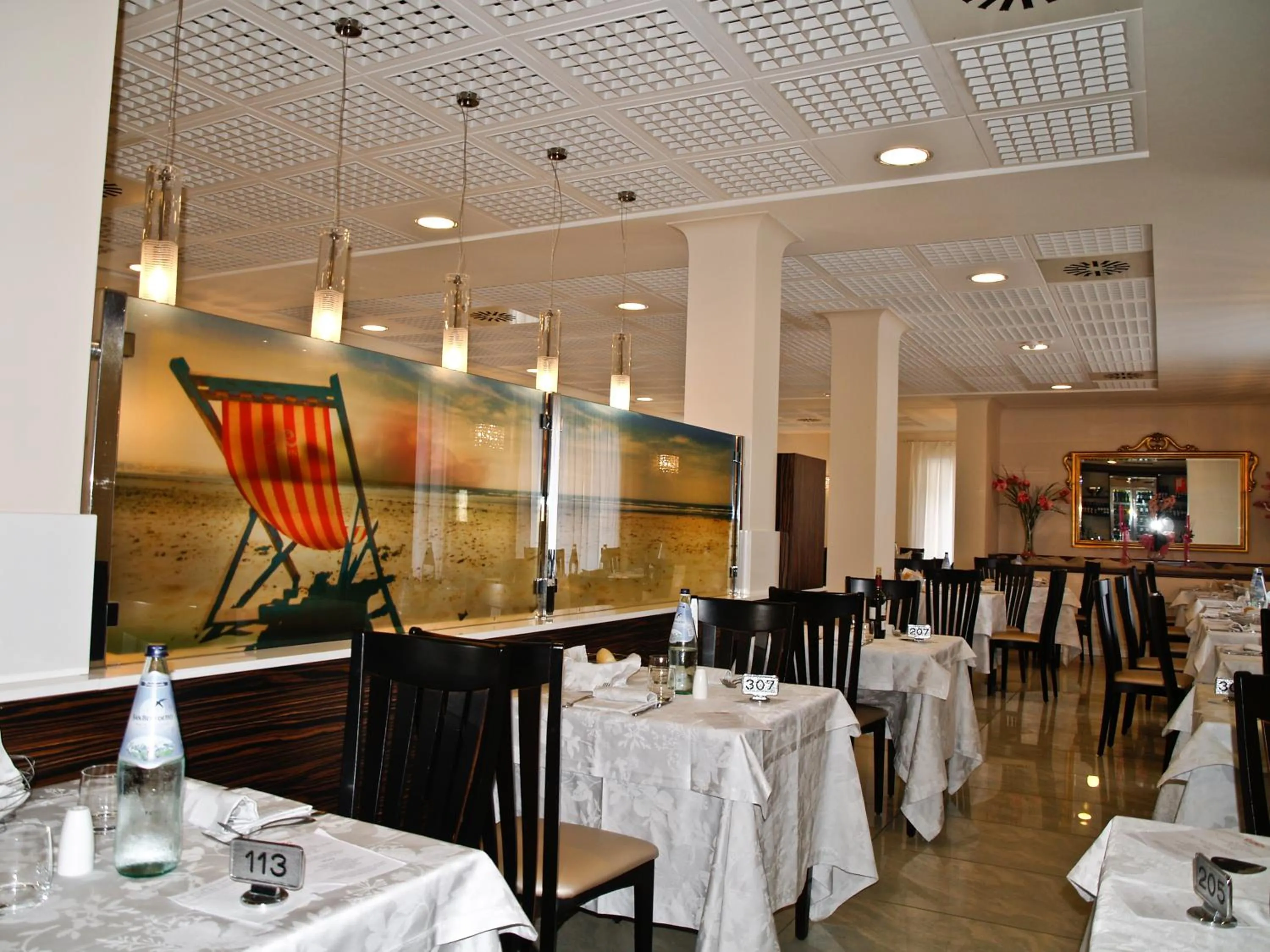 Restaurant/places to eat in Hotel Villa Angelina