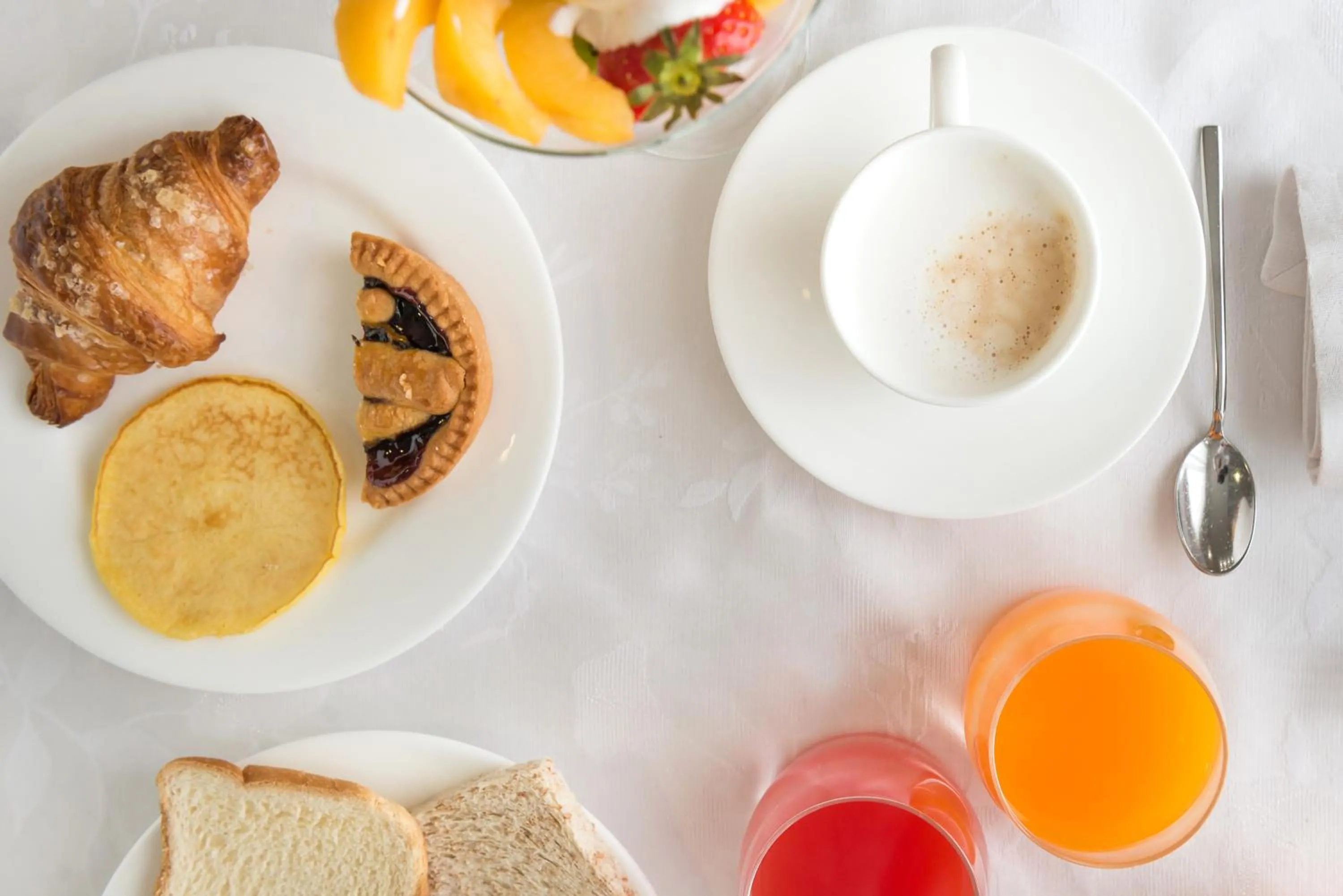 Breakfast in Hotel Villa Angelina