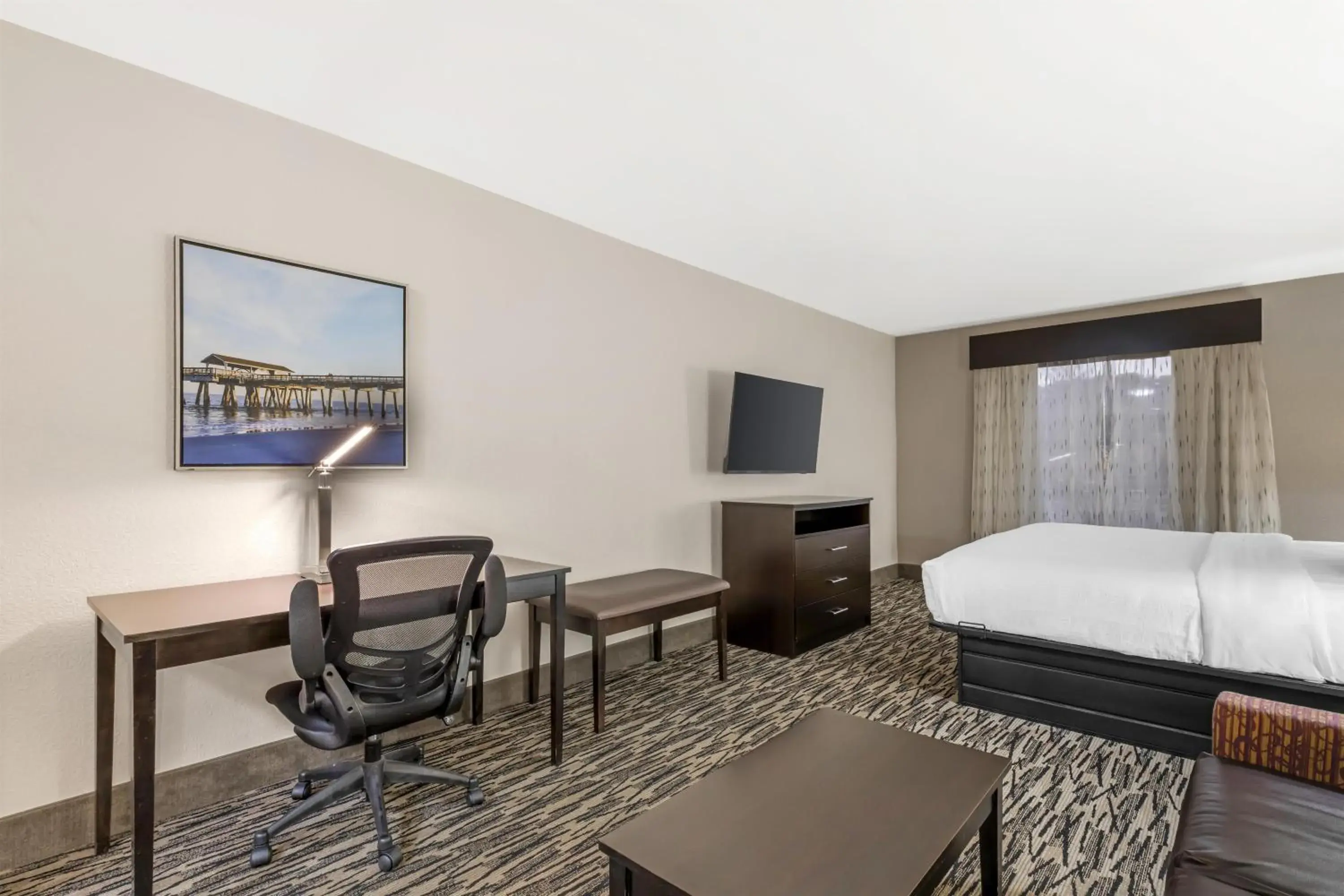 Bedroom, Bed in Best Western Plus McDonough Inn & Suites Bedroom, Bed in Best Western Plus McDonough Inn & Suites