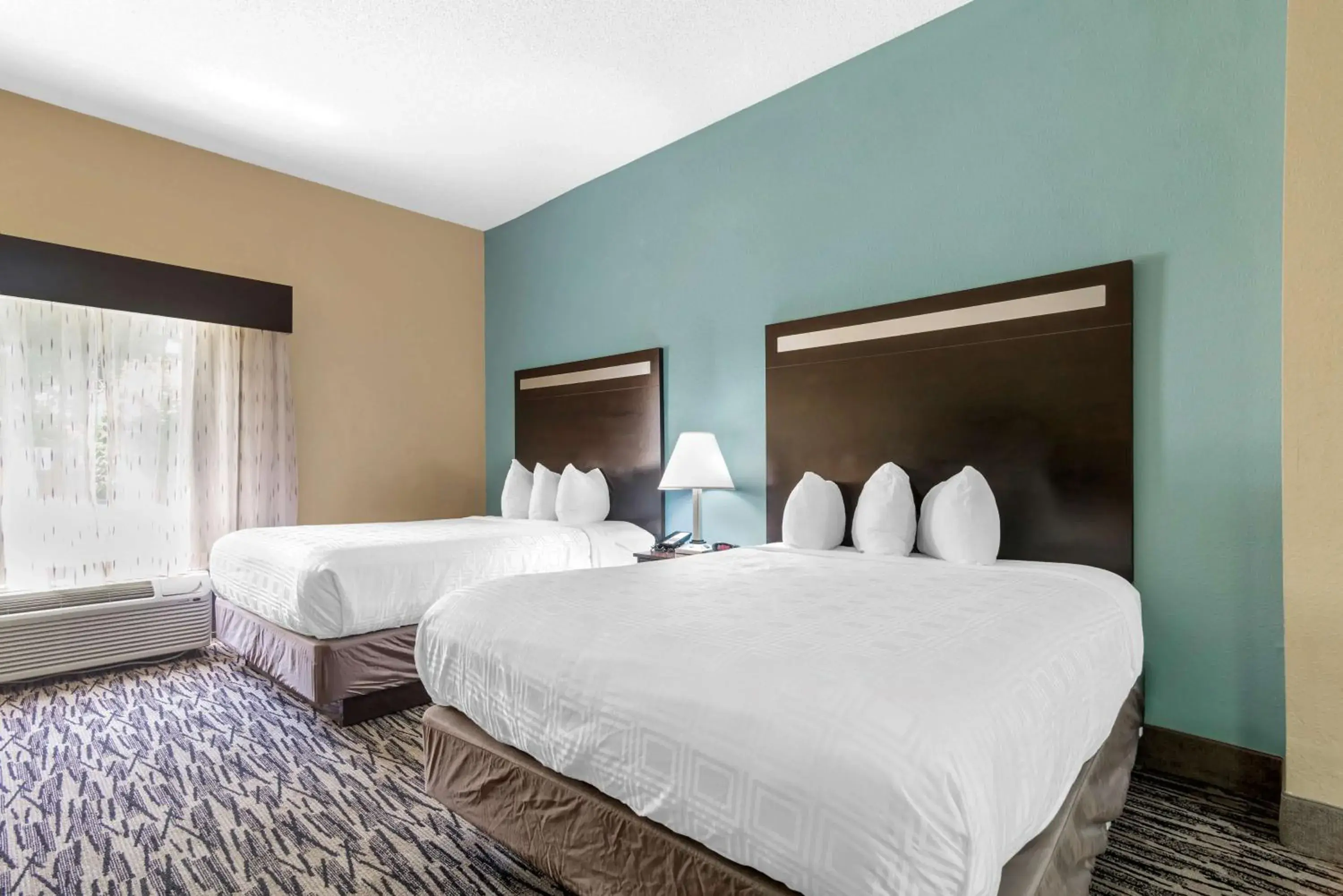 Bedroom, Bed in Best Western Plus McDonough Inn & Suites Bedroom, Bed in Best Western Plus McDonough Inn & Suites