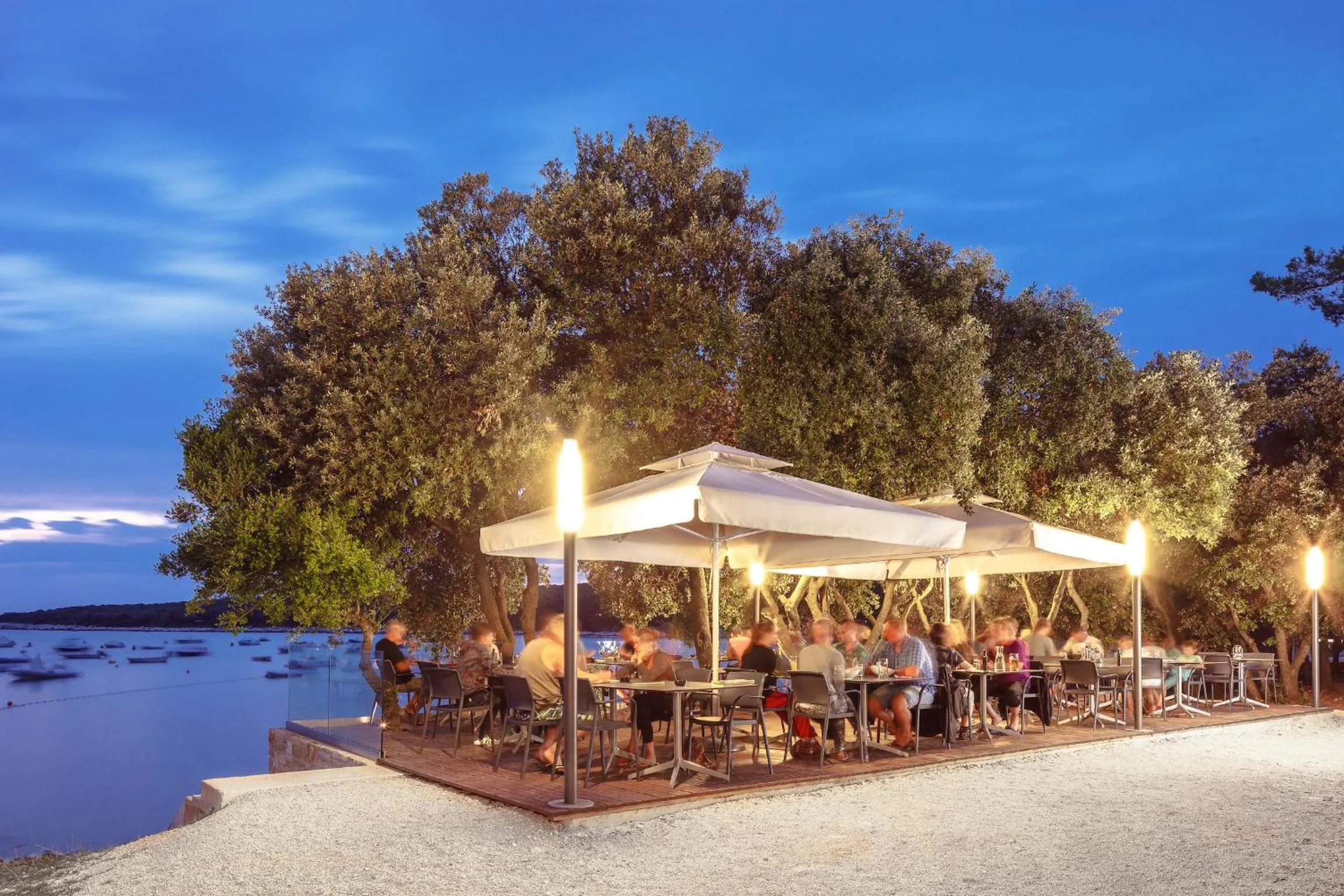 Restaurant/places to eat in Camping Homes Mon Perin