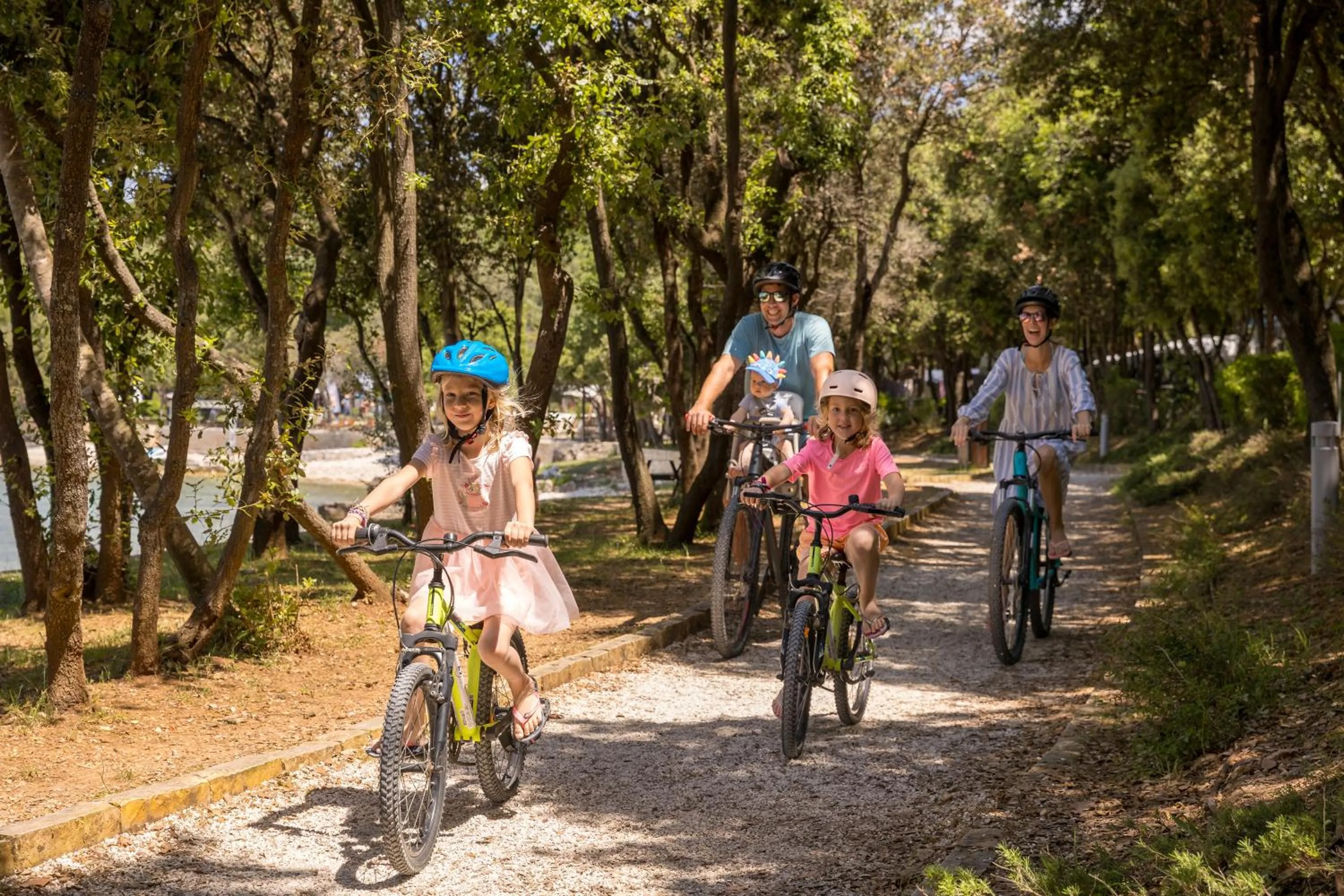 Day in Camping Homes Mon Perin