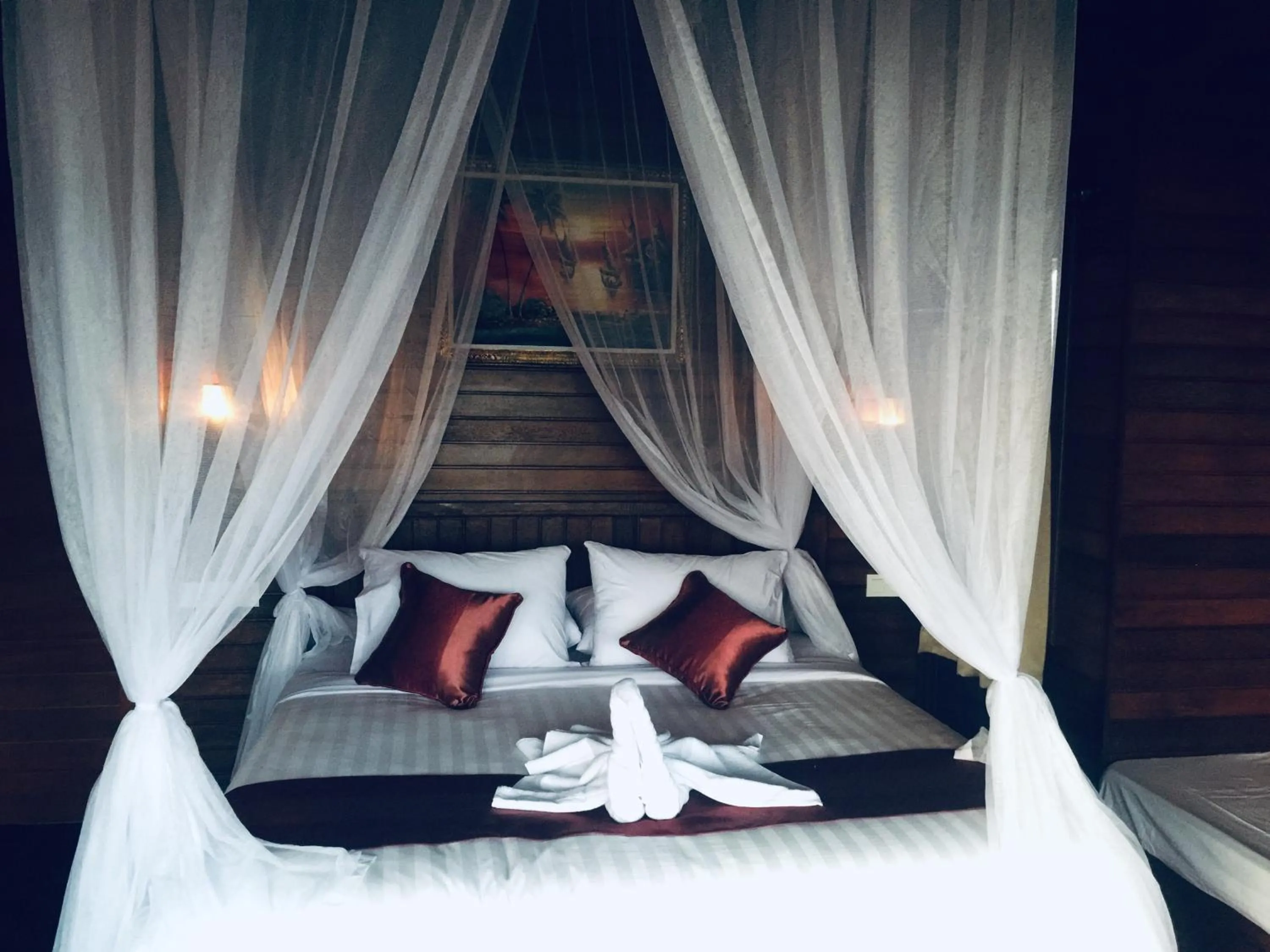 Bed in Sunday Huts Lembongan