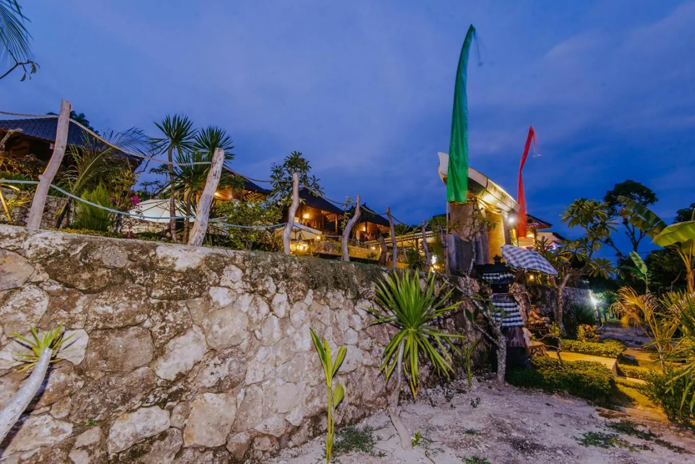 Sunday Huts Lembongan