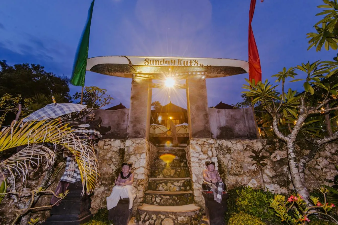 Sunday Huts Lembongan