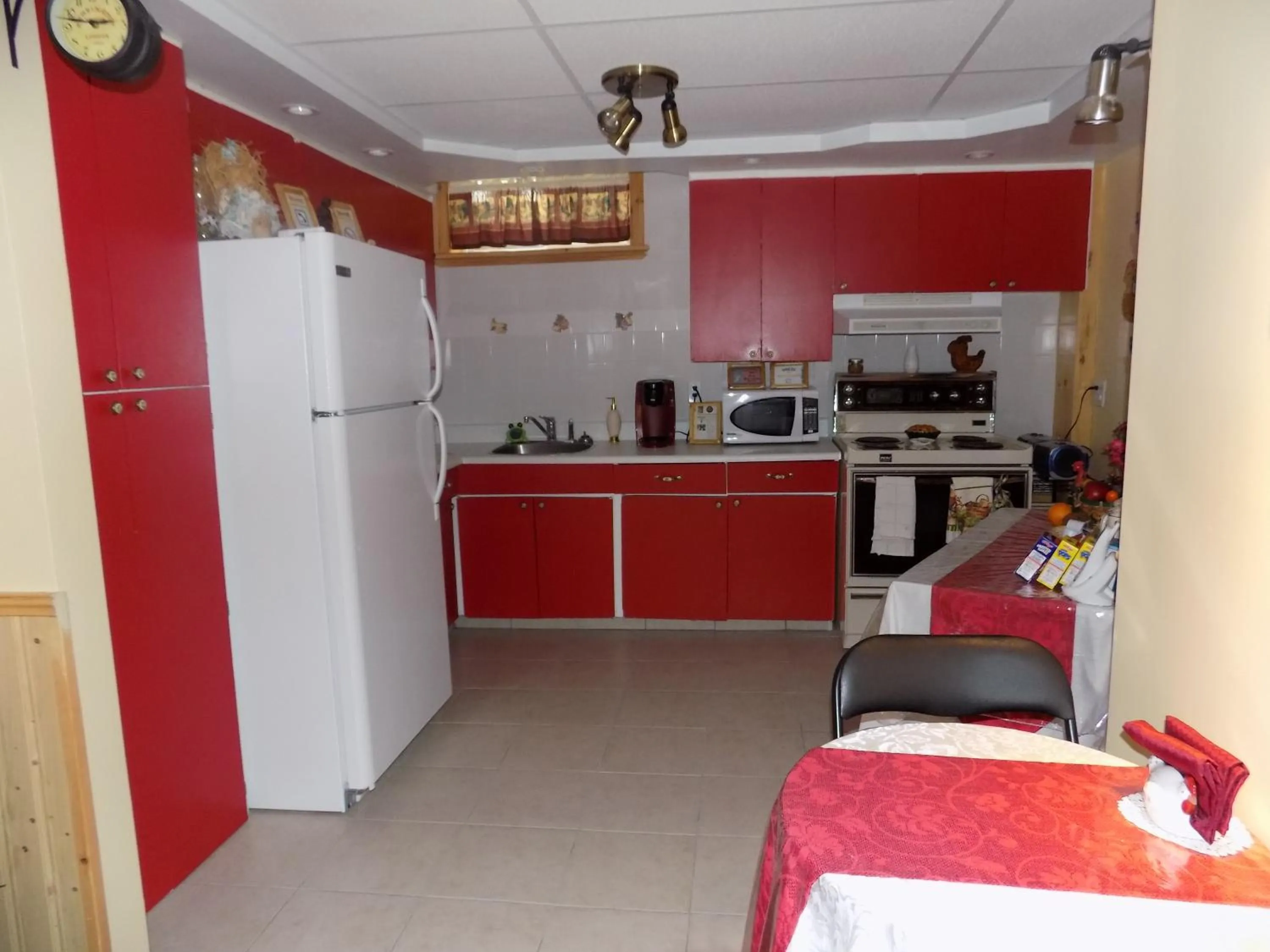 Communal kitchen in Gîte Esprit Follet