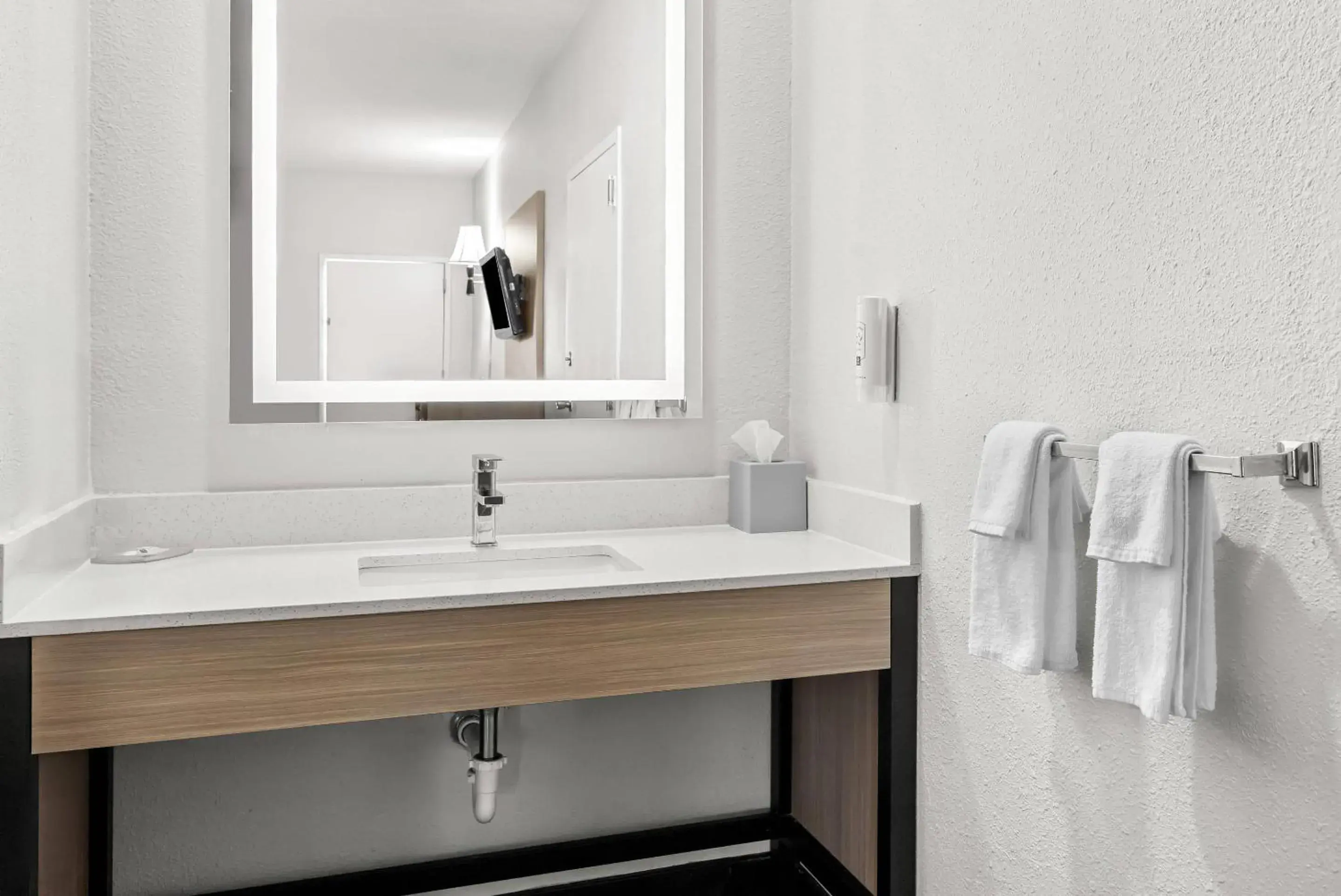 Bedroom in Quality Inn & Suites Albuquerque South Valley Area Bedroom in Quality Inn & Suites Albuquerque South Valley Area