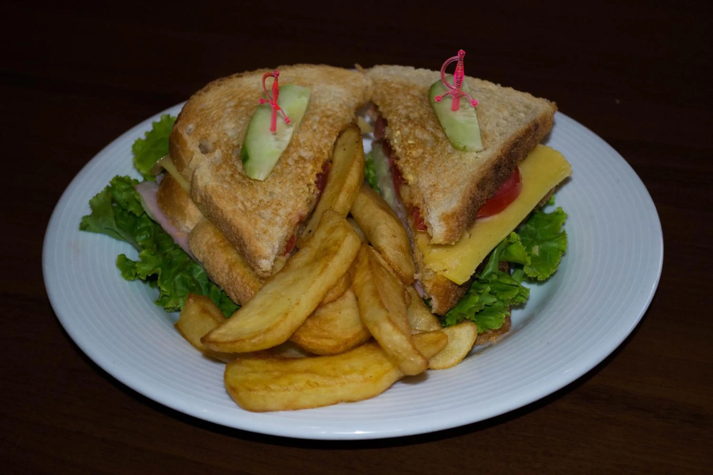 Restaurant/places to eat in Hotel Evridika