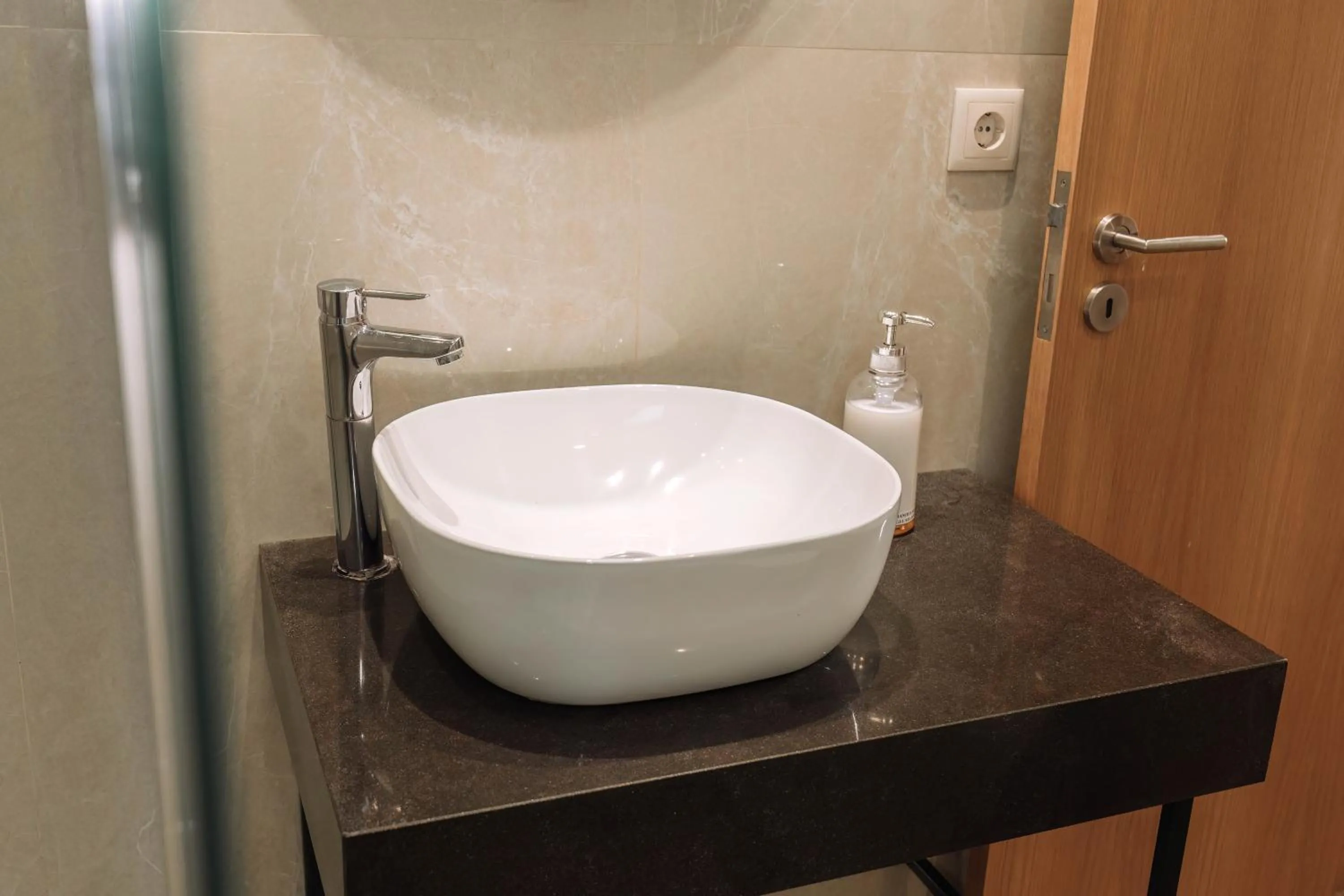 Bathroom in Alma Invicta Alegria