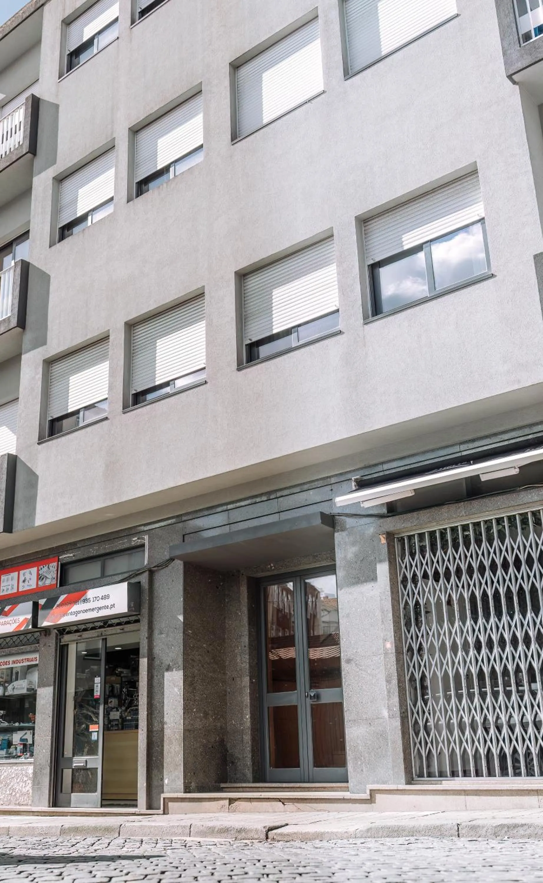 Street view in Alma Invicta Alegria