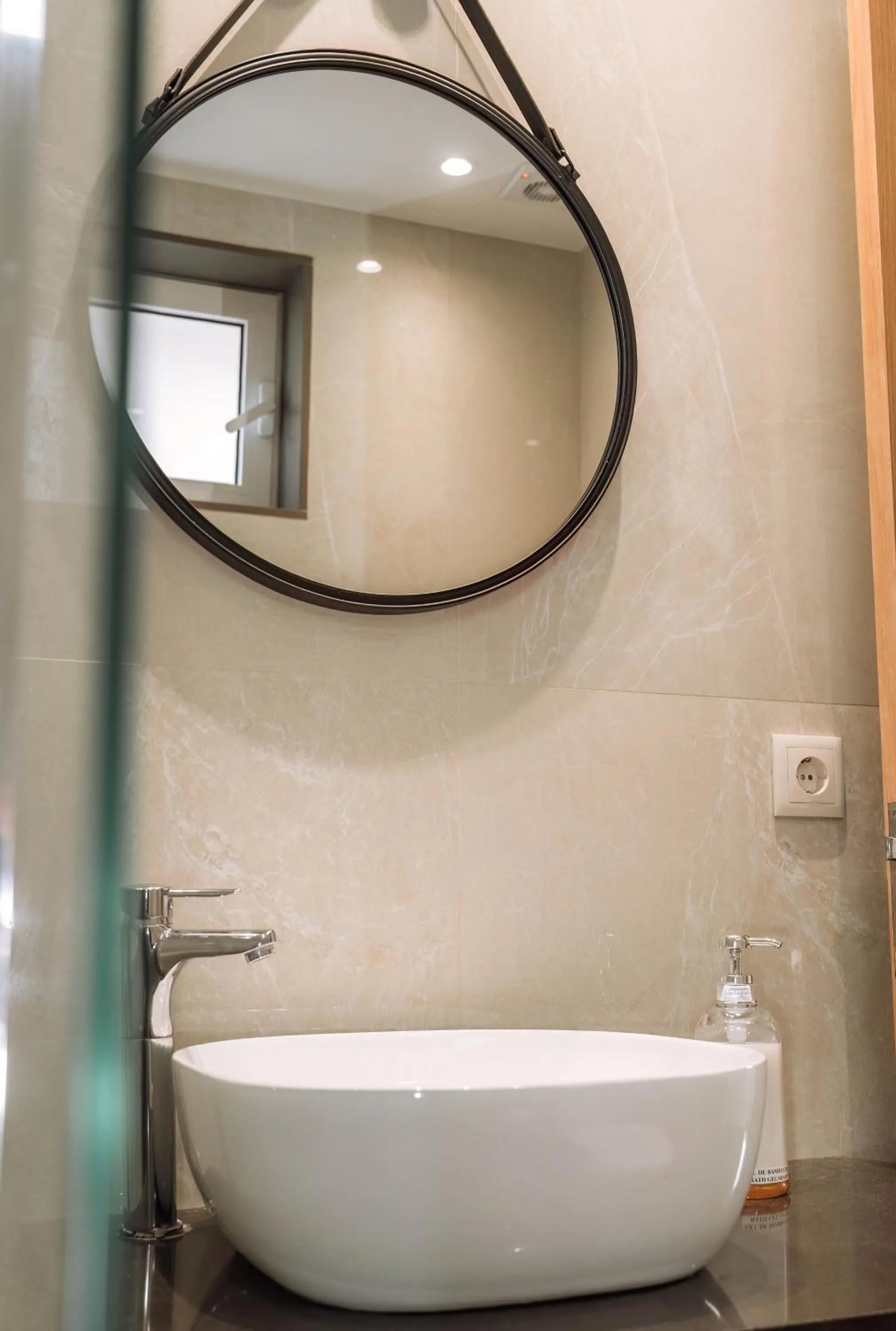 Bathroom in Alma Invicta Alegria