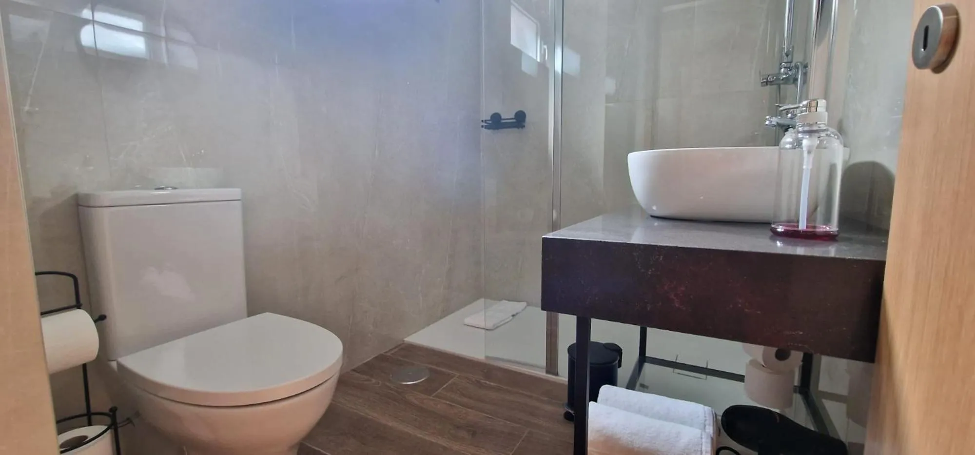 Bathroom in Alma Invicta Alegria