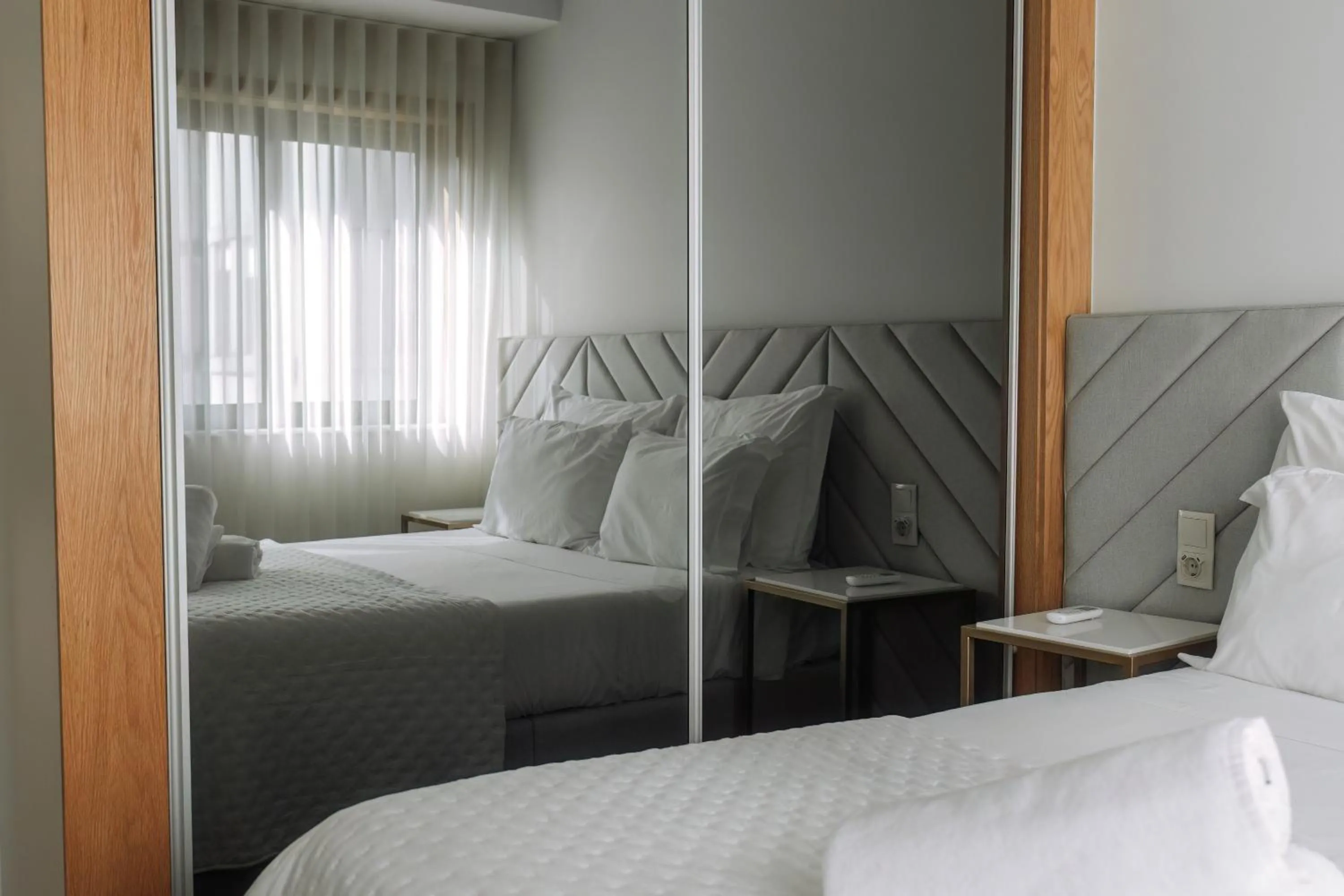 Bedroom, Bed in Alma Invicta Alegria