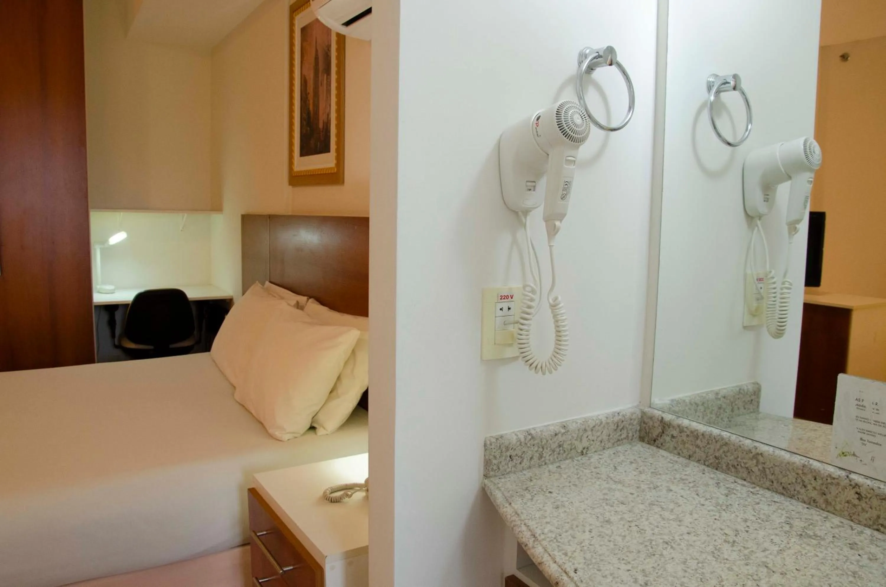 Bed in Hotel City Hall