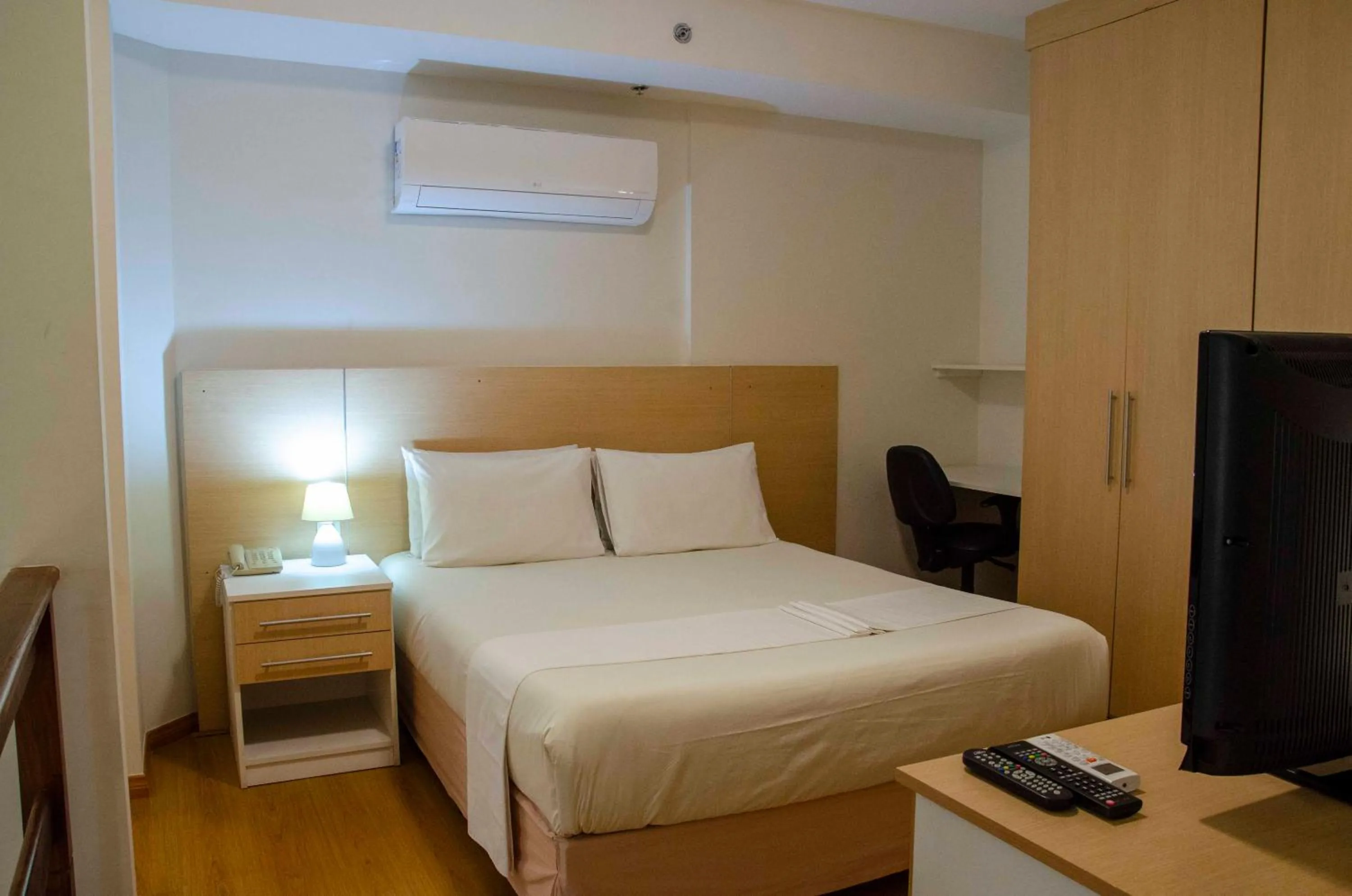 Bed in Hotel City Hall