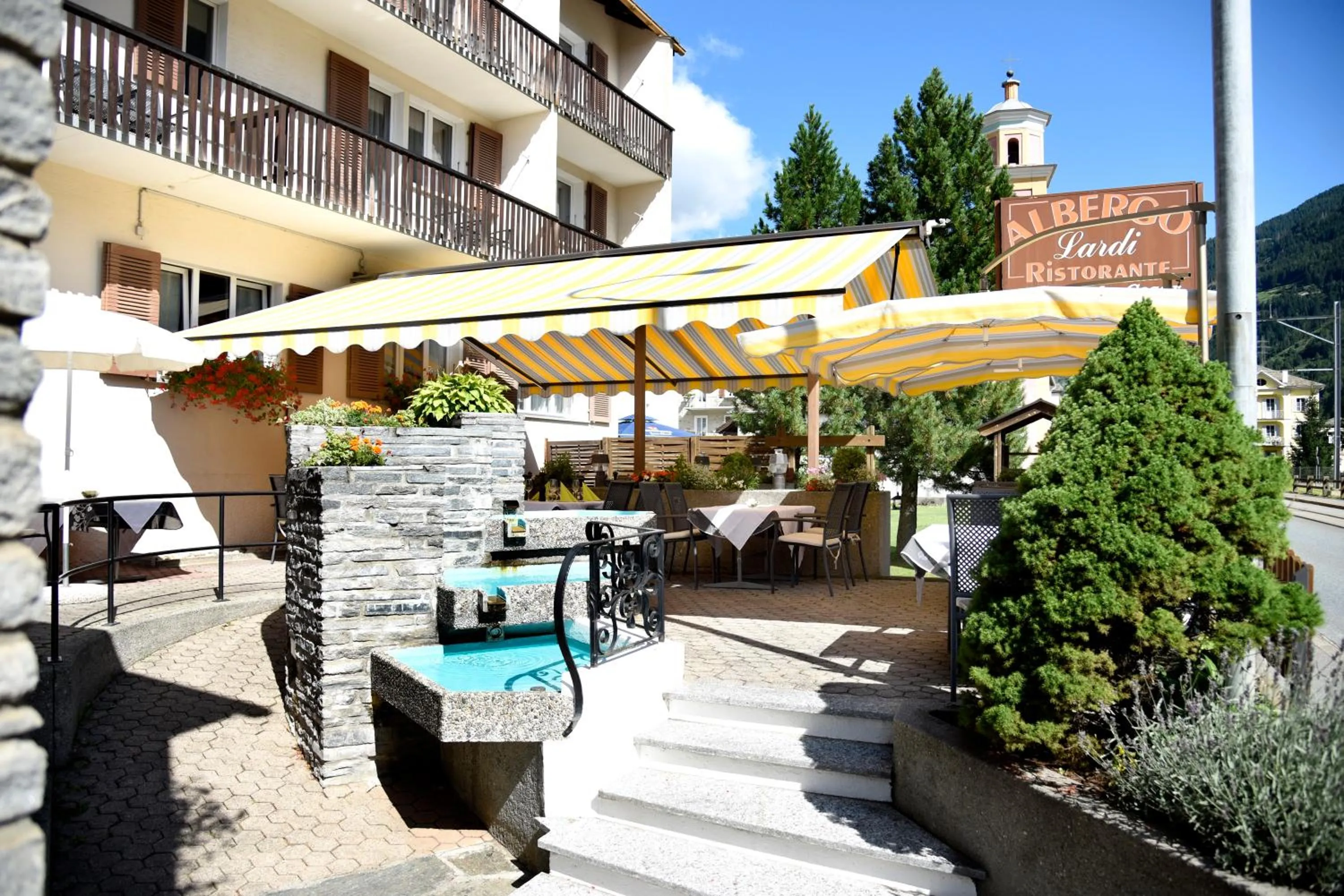 Garden view in Albergo Lardi