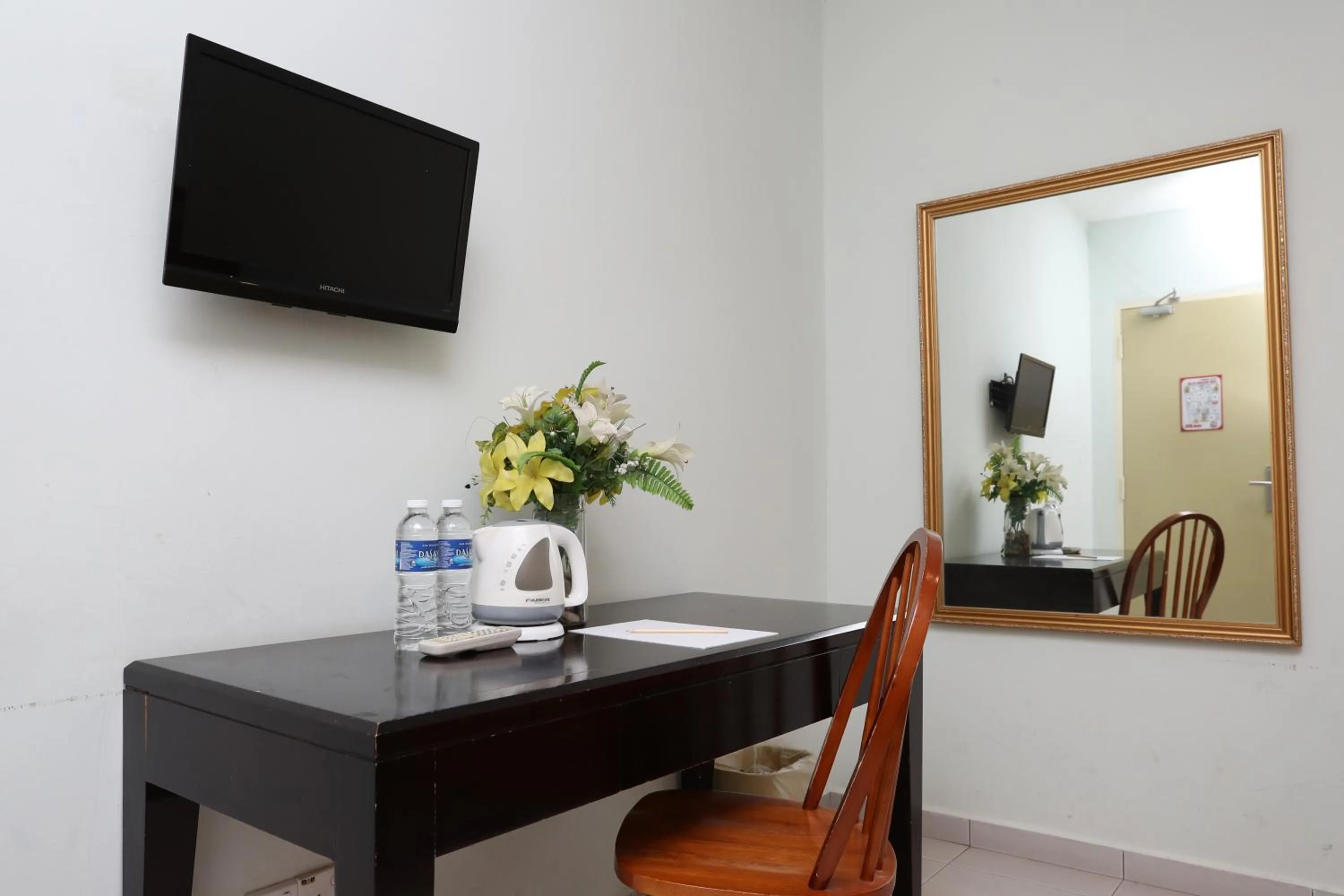 TV and multimedia in Hotel Rembia