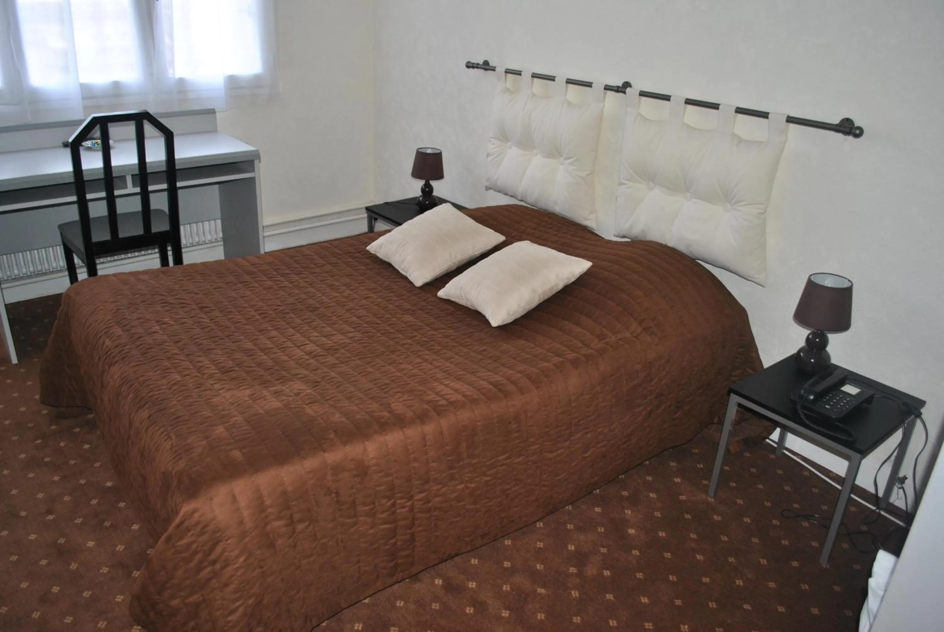 Photo of the whole room in Grand Hotel de l'étoile