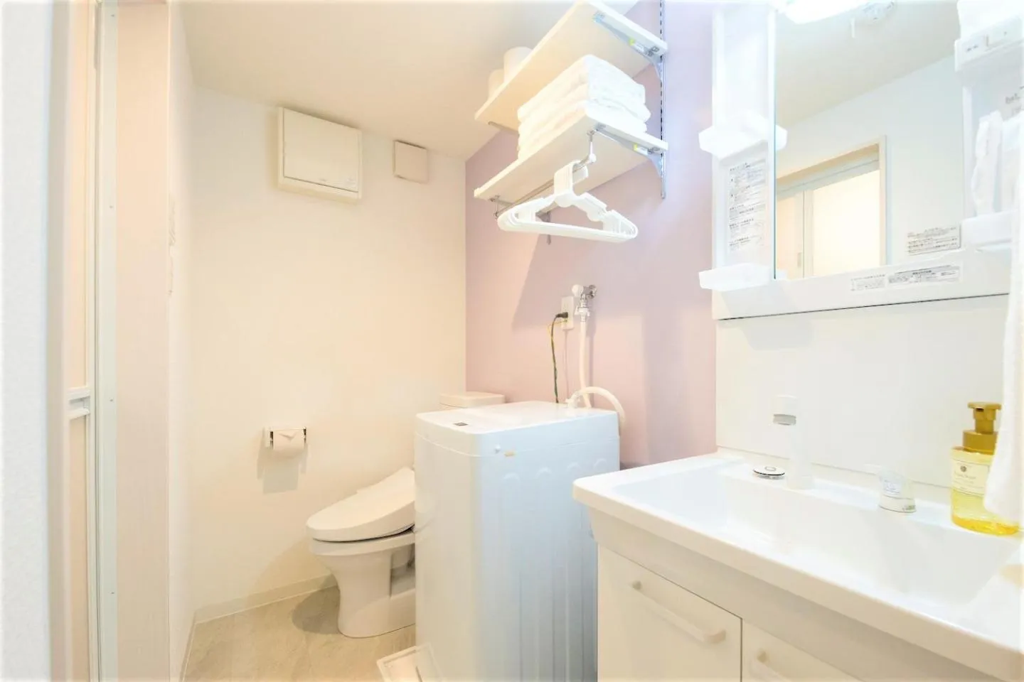 Bathroom in TRIP POD SUMIYOSHI B