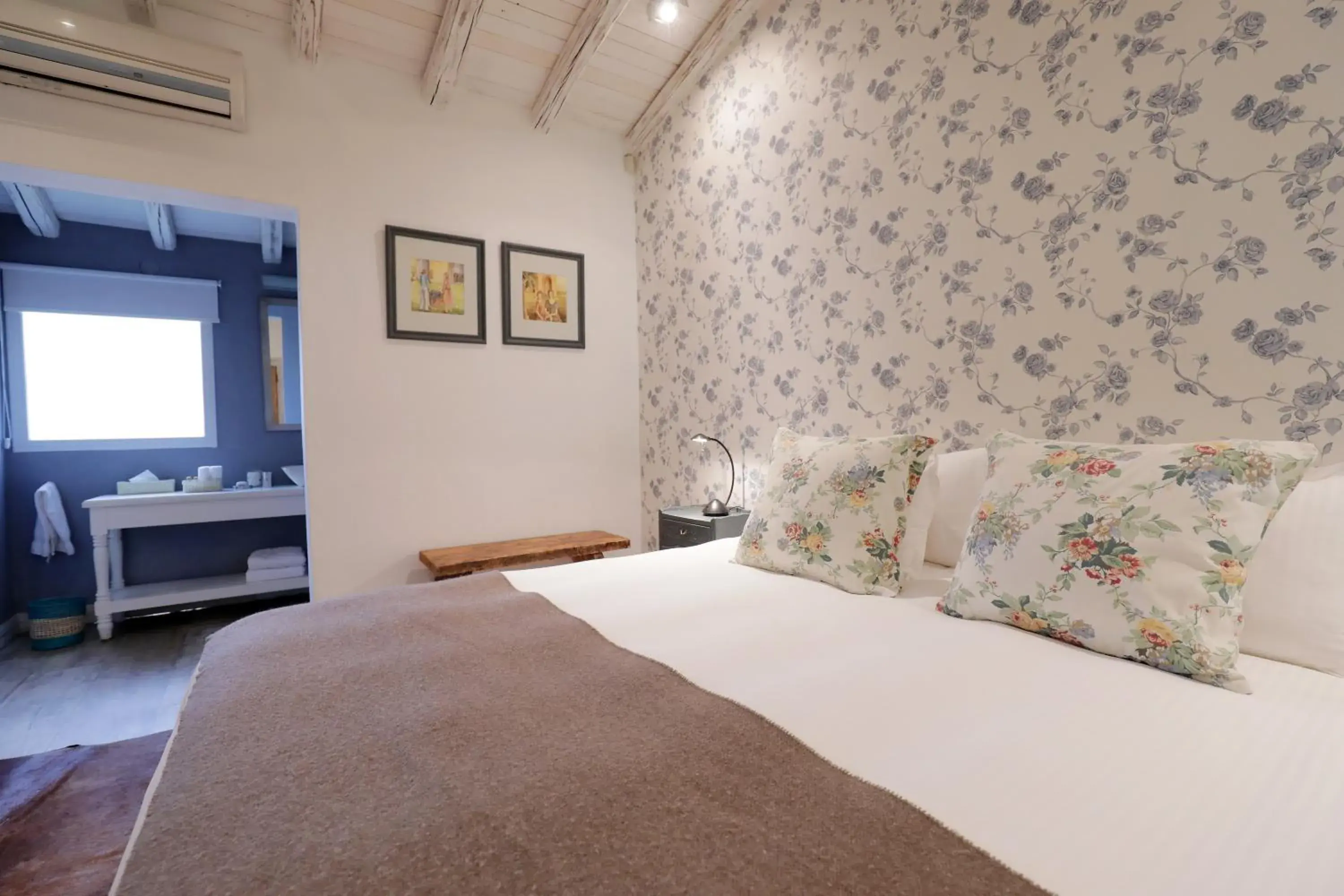 Standard Double Room in Finca Adalgisa Wine Hotel Mendoza Standard Double Room in Finca Adalgisa Wine Hotel Mendoza