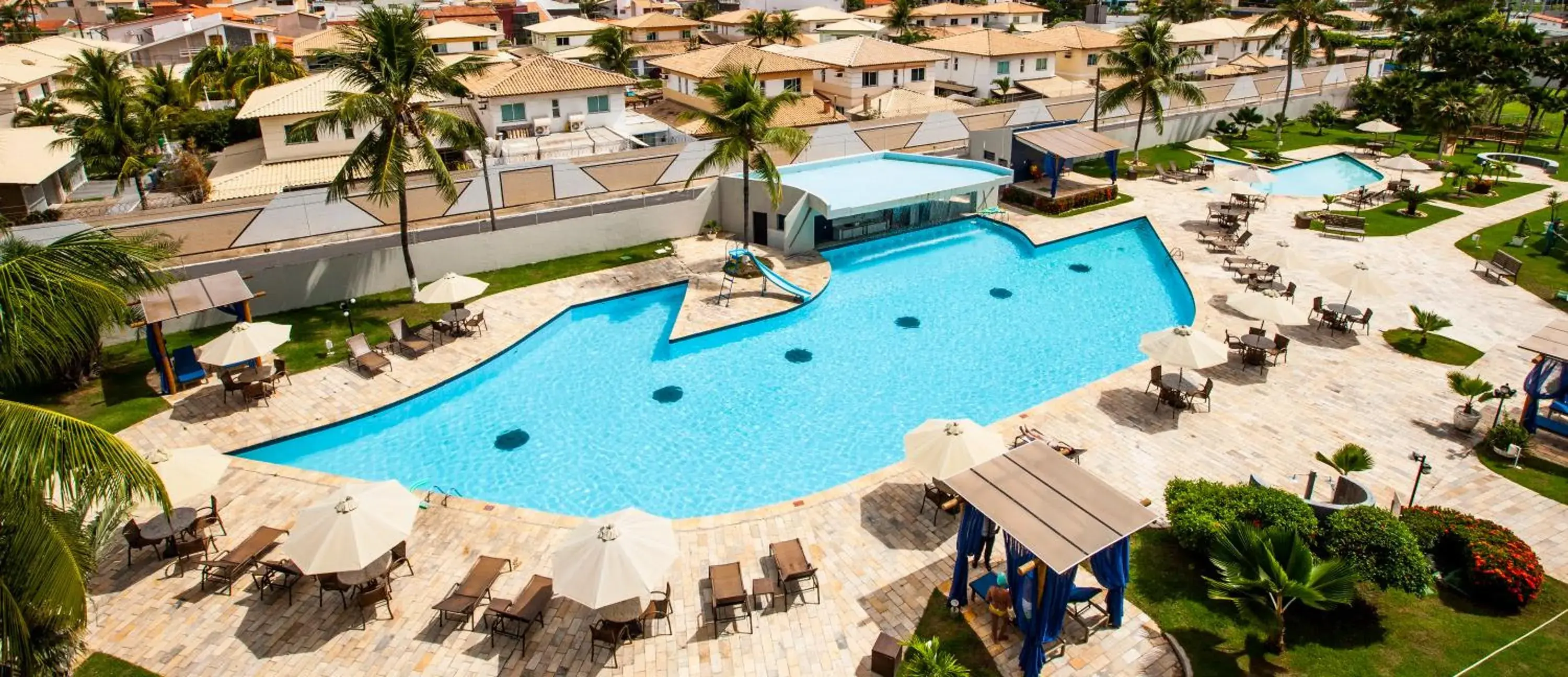 Pool view in Del Mar Hotel Pool view in Del Mar Hotel