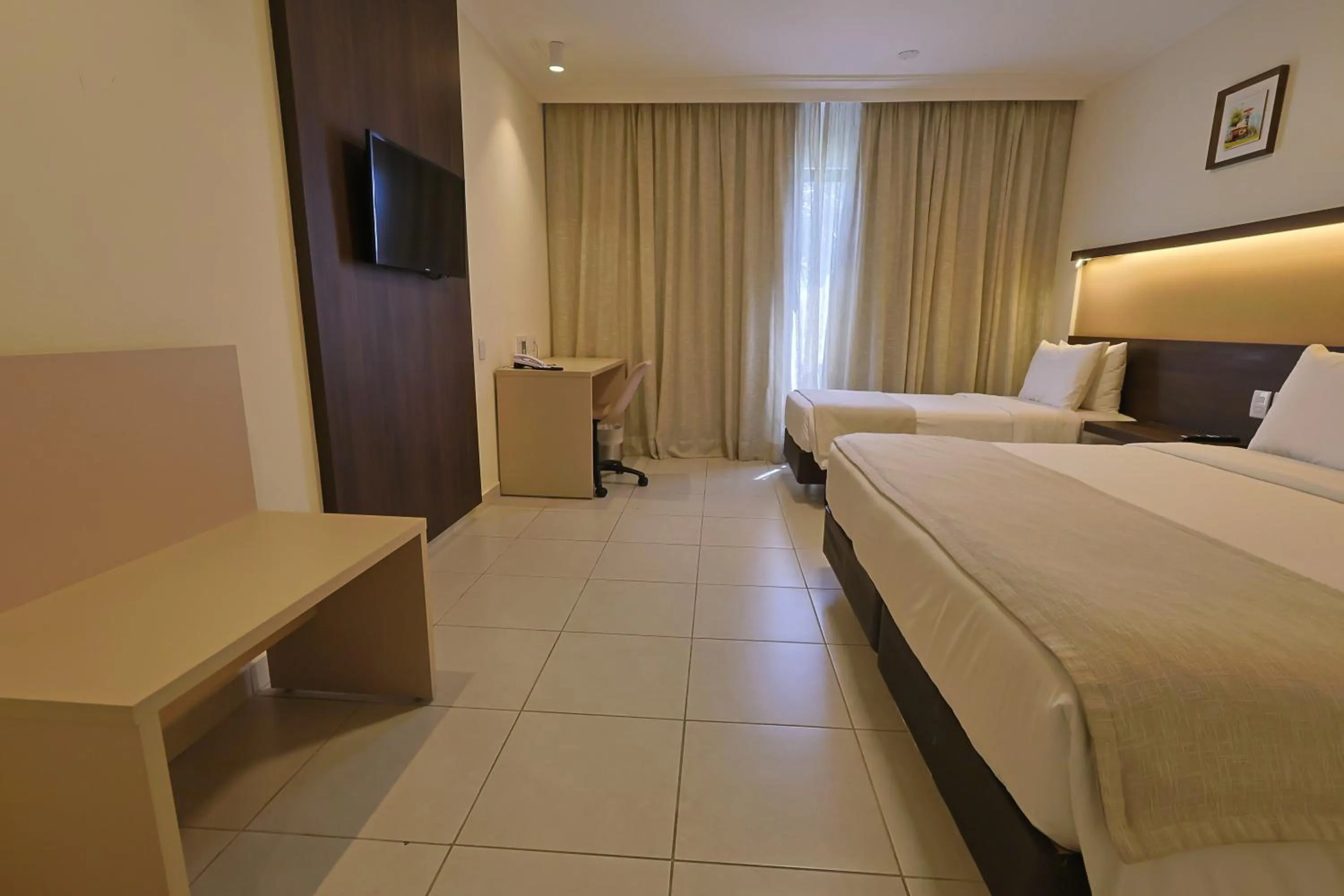 Bed in Del Mar Hotel