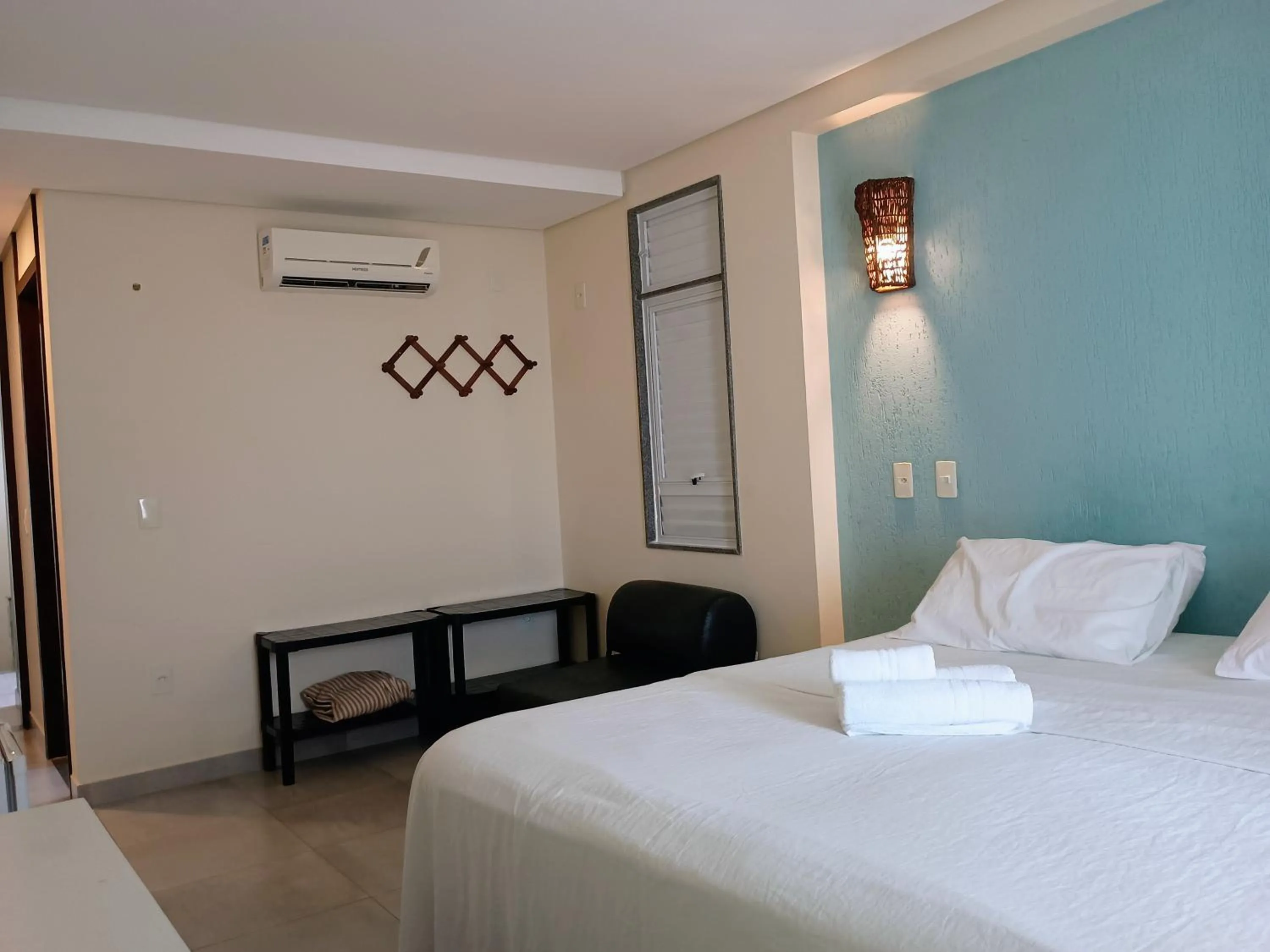 Photo of the whole room, Bed in Pousada Laguna