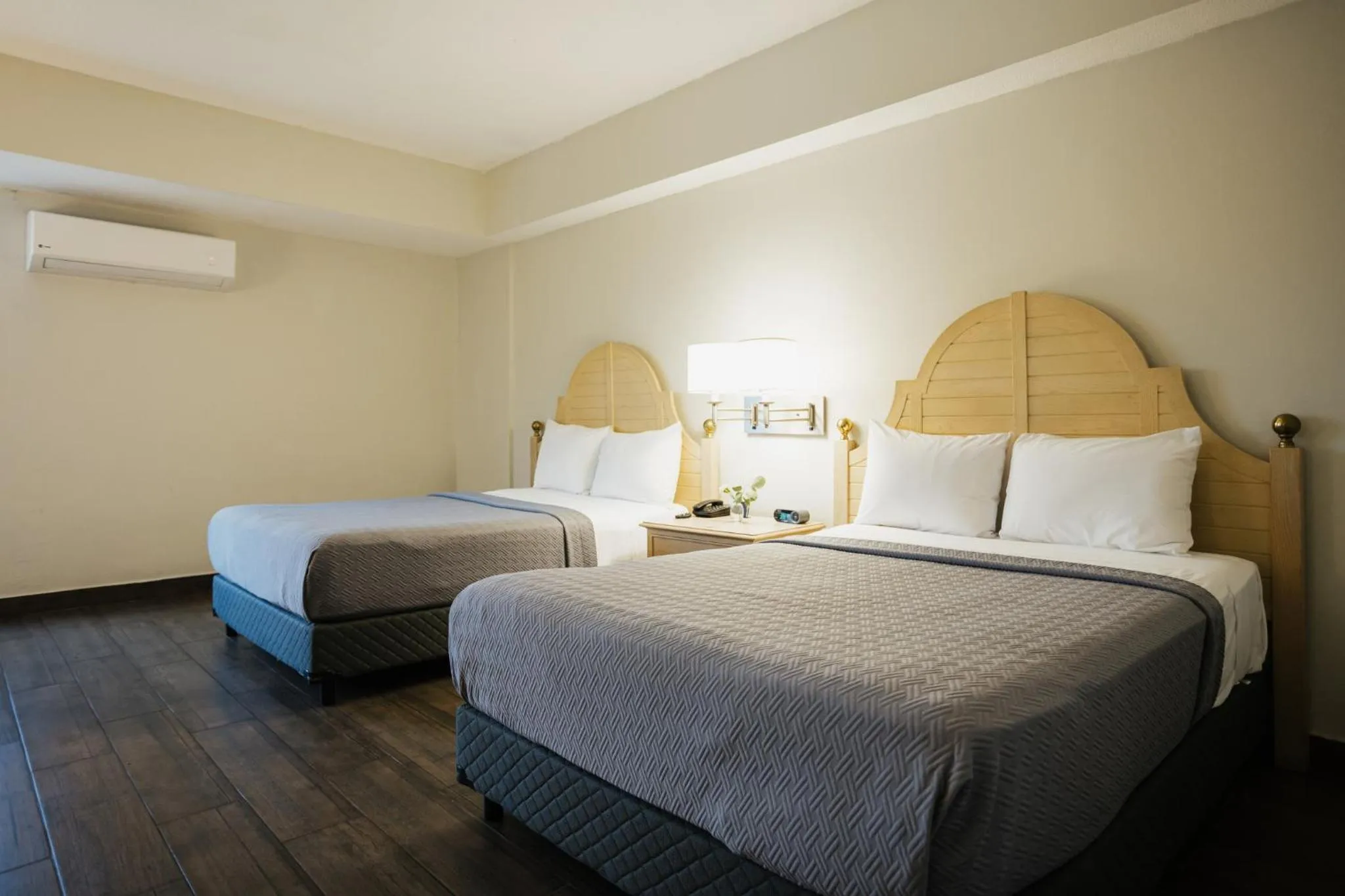 Bed in Hotel Parque Central