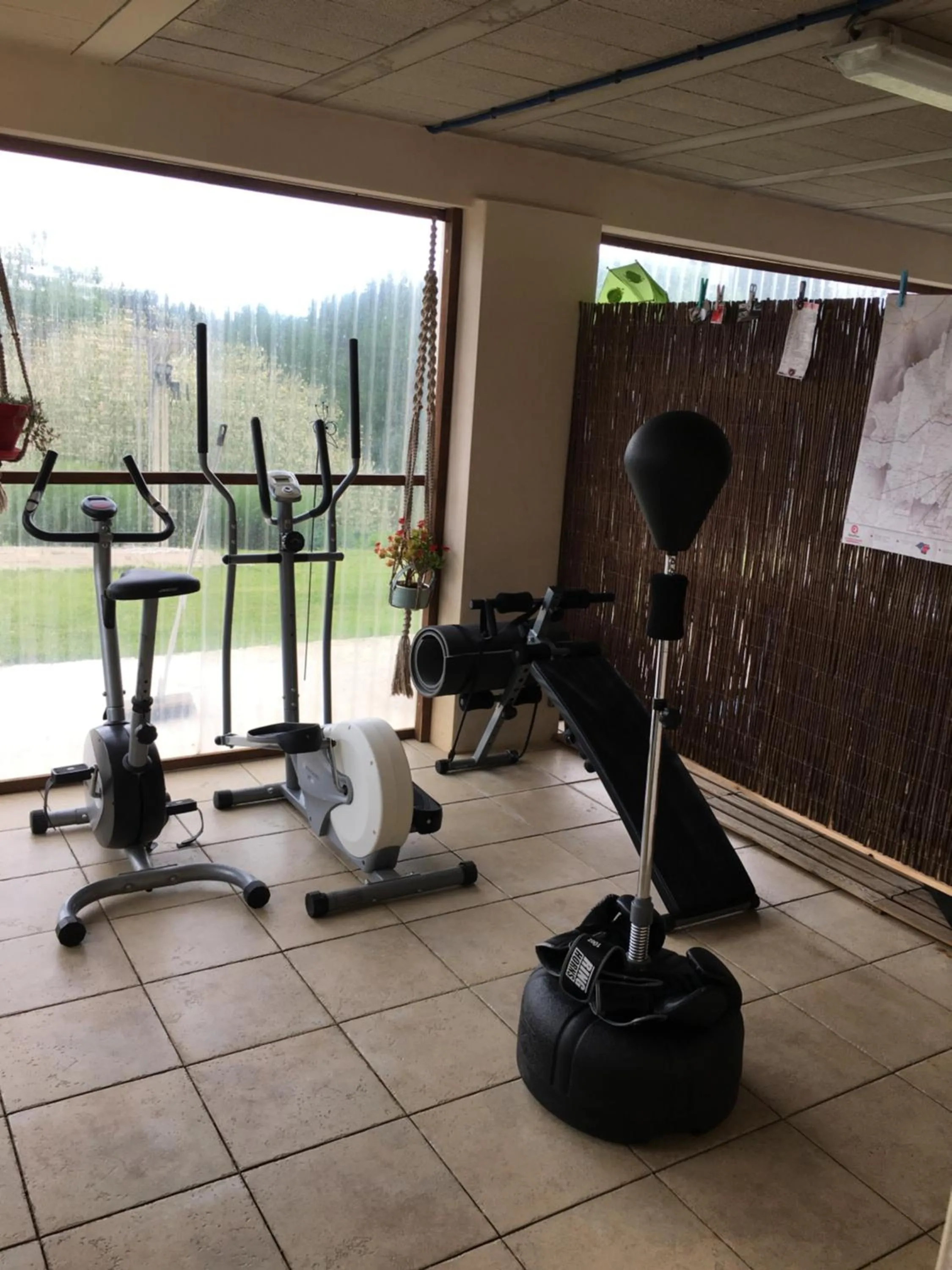 Fitness centre/facilities in Chambre d'hôtes Le clos de Rapevache