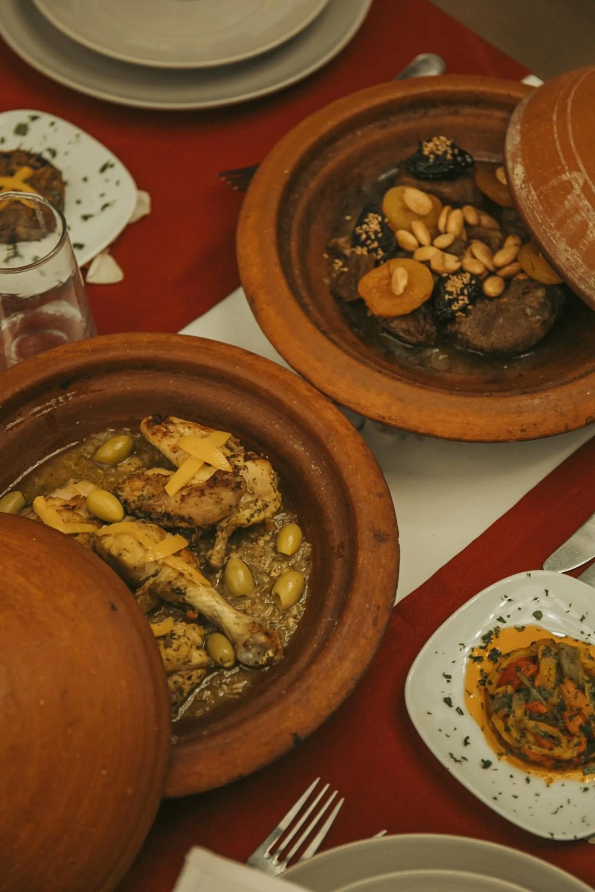 Restaurant/places to eat in Riad 64 Maison D'hôtes & Spa